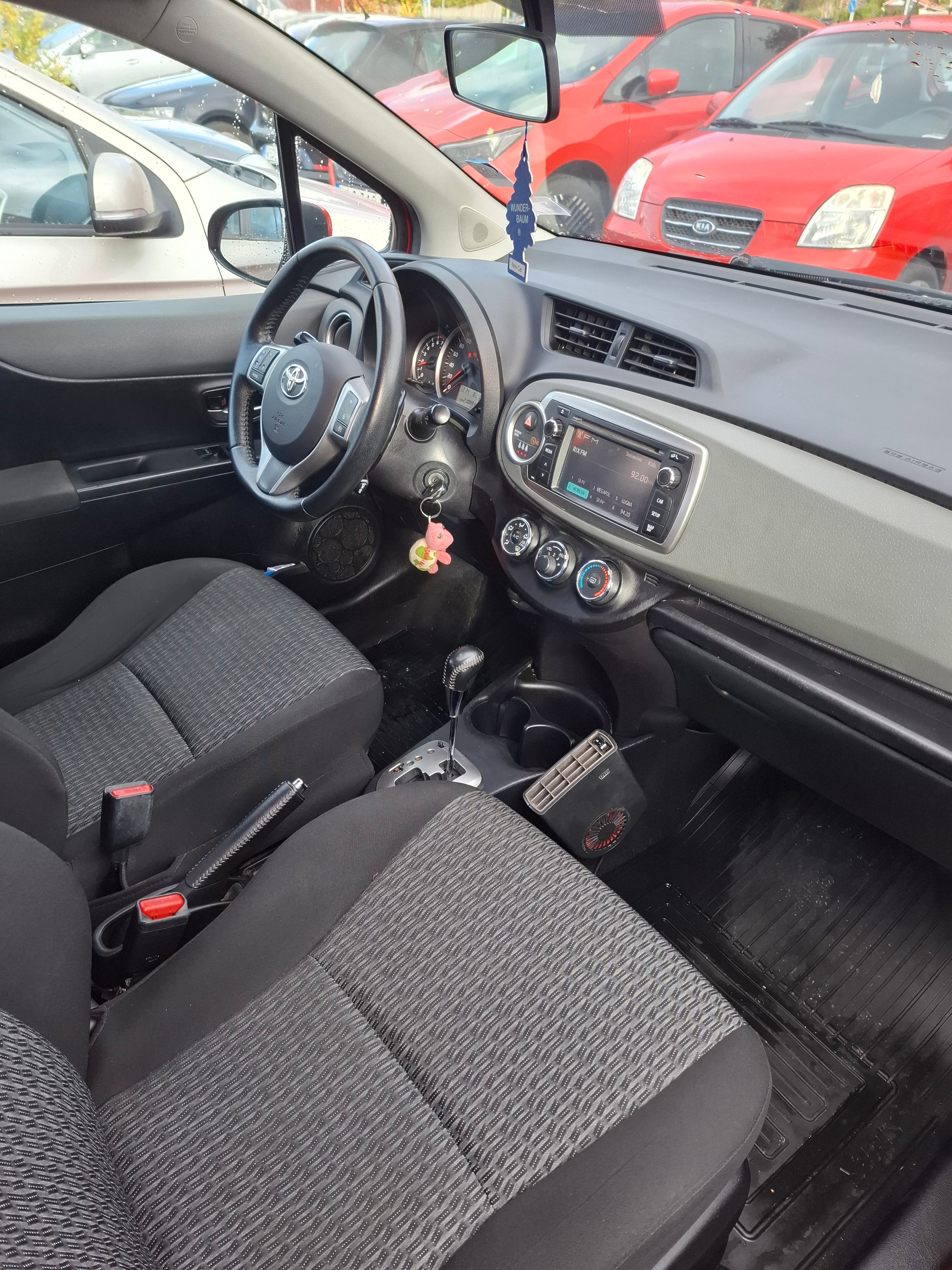 Toyota Yaris 1.33 2014, bild 7/8