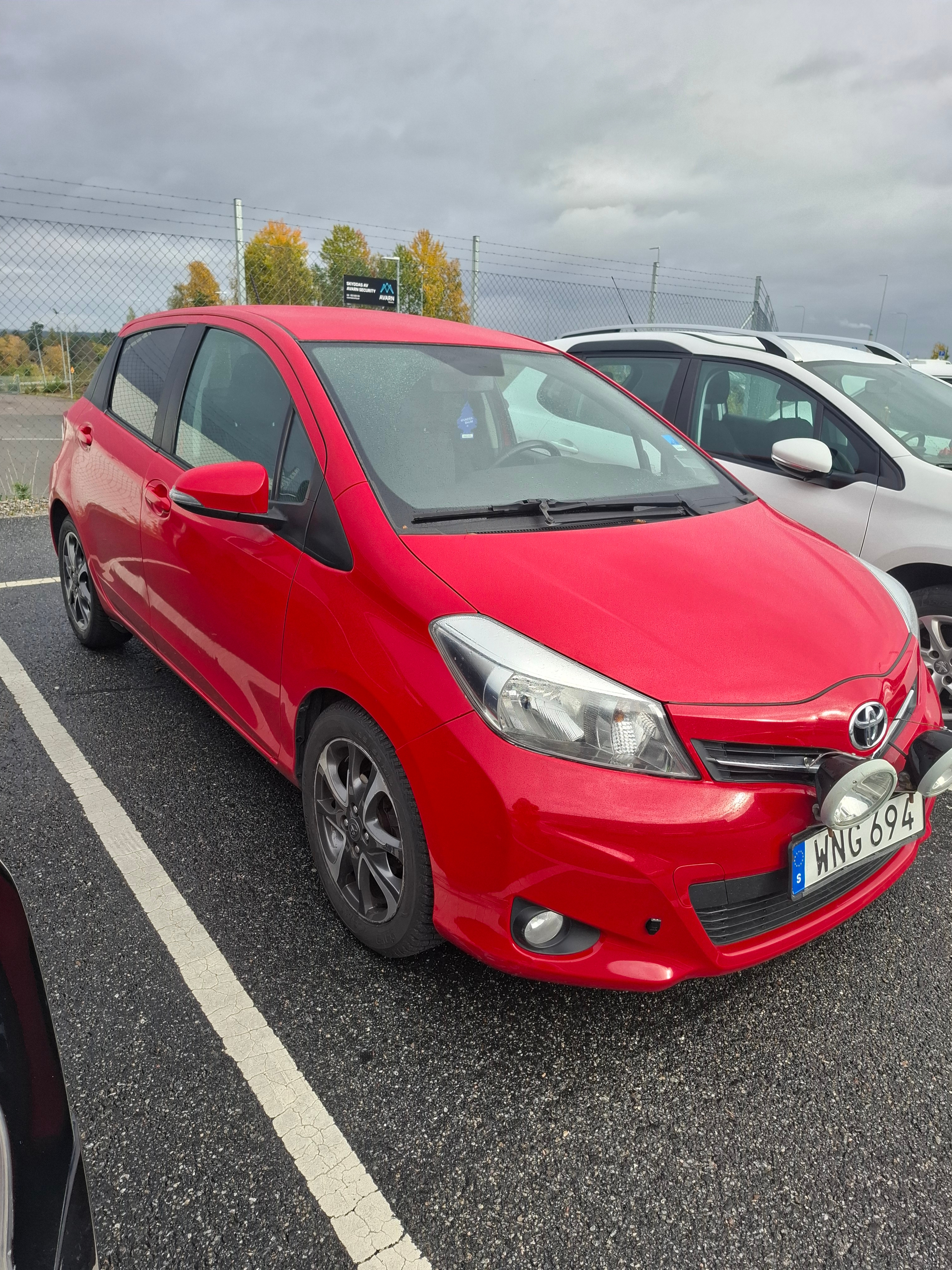 Toyota Yaris 1.33 2014, bild 2/8