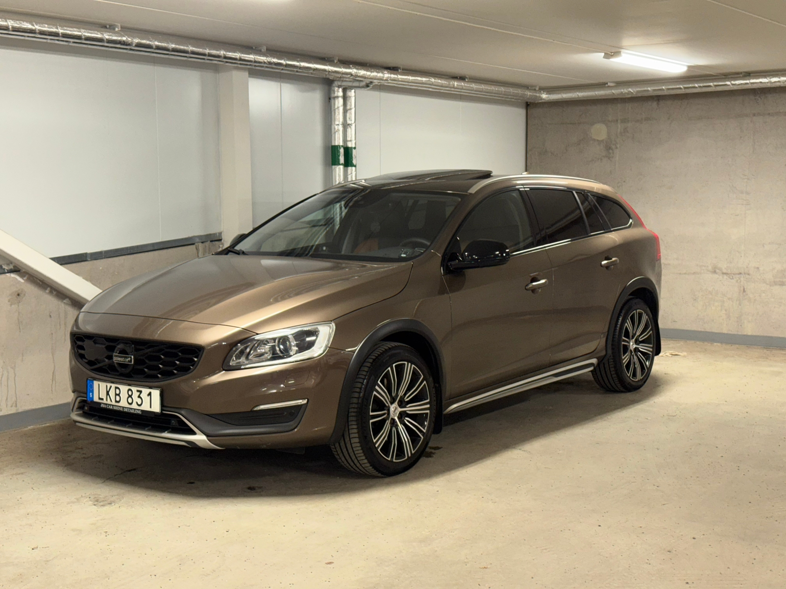 Volvo V60 Cross Country D4