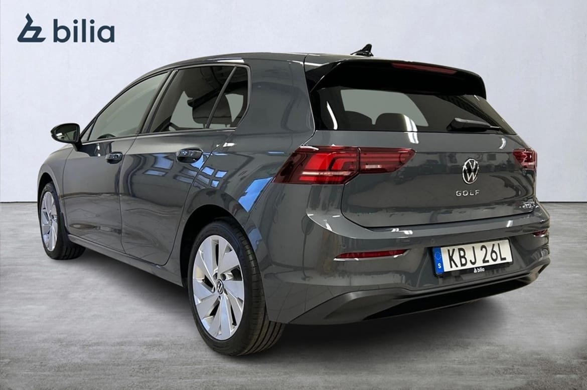 Volkswagen Golf 1.5 eTSI Life 2026, kuva 2/10