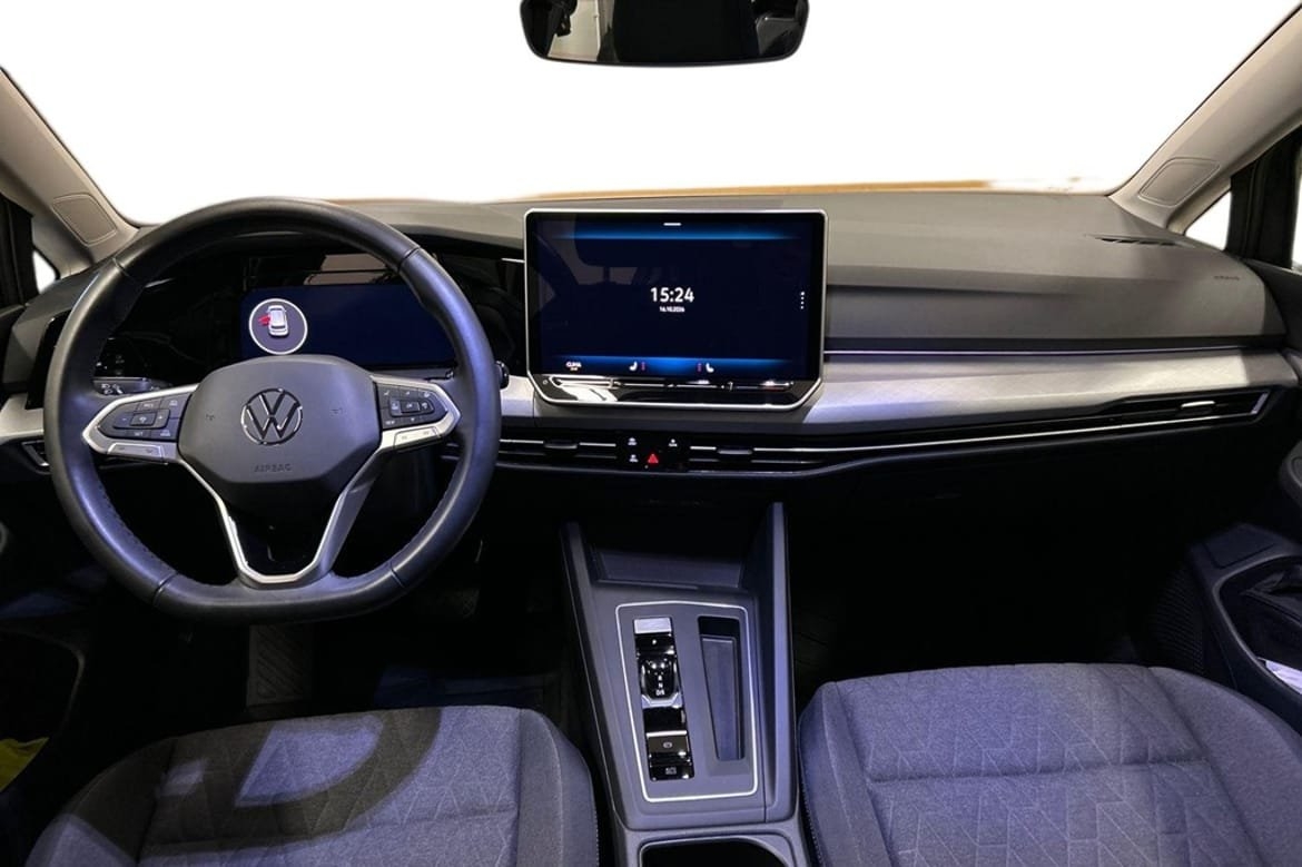 Volkswagen Golf 1.5 eTSI Life 2026, kuva 7/10