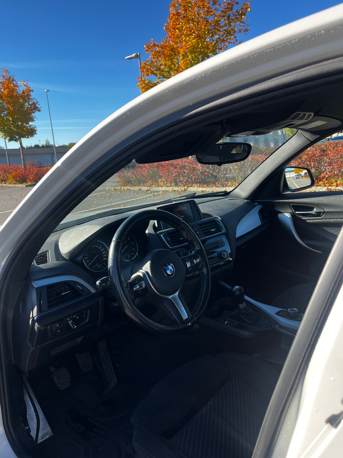 BMW 116d M Sport 2016, photo 6/8