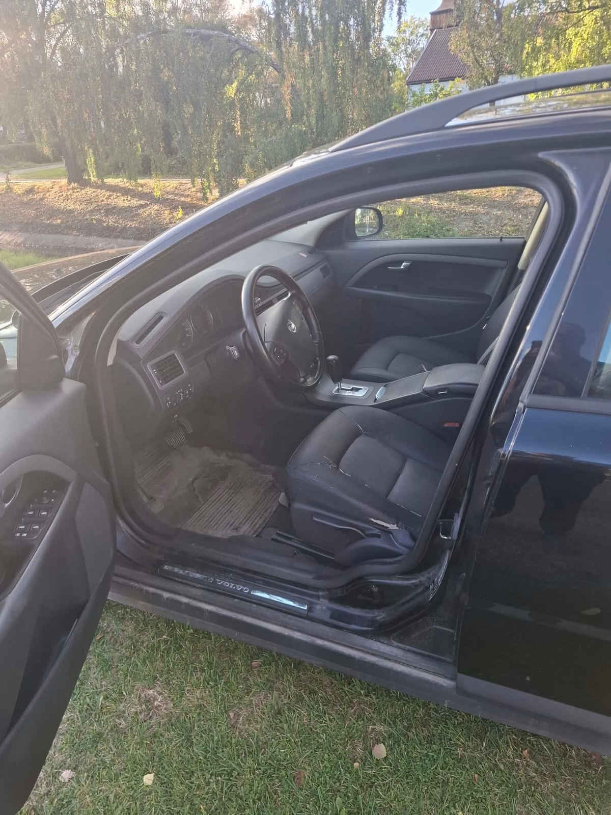 Volvo V70 2.5FT 2009, kuva 4/6