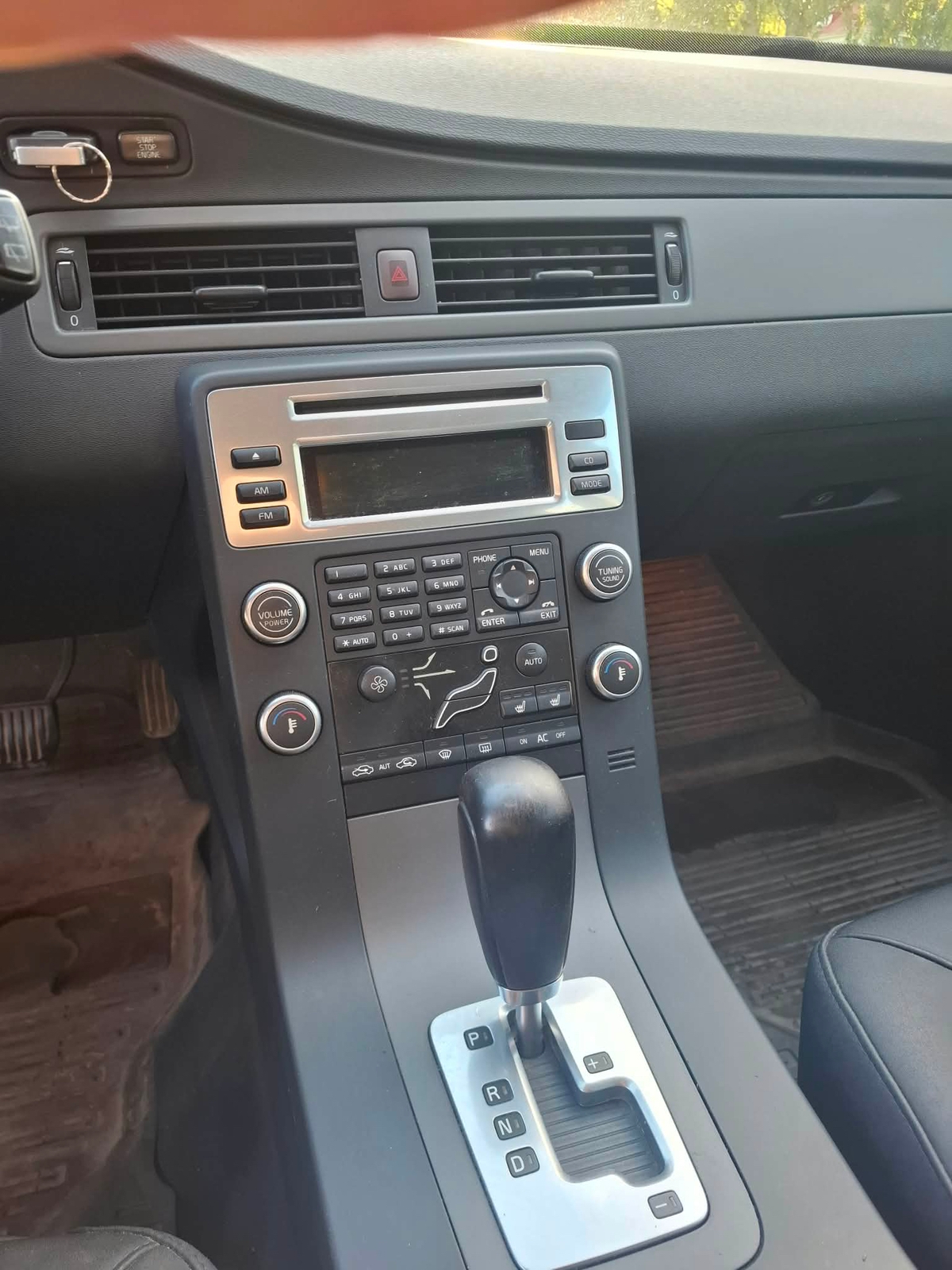 Volvo V70 2.5FT 2009, kuva 5/6