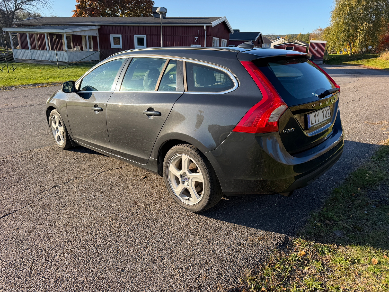 Volvo V60 2012, bild 2/8