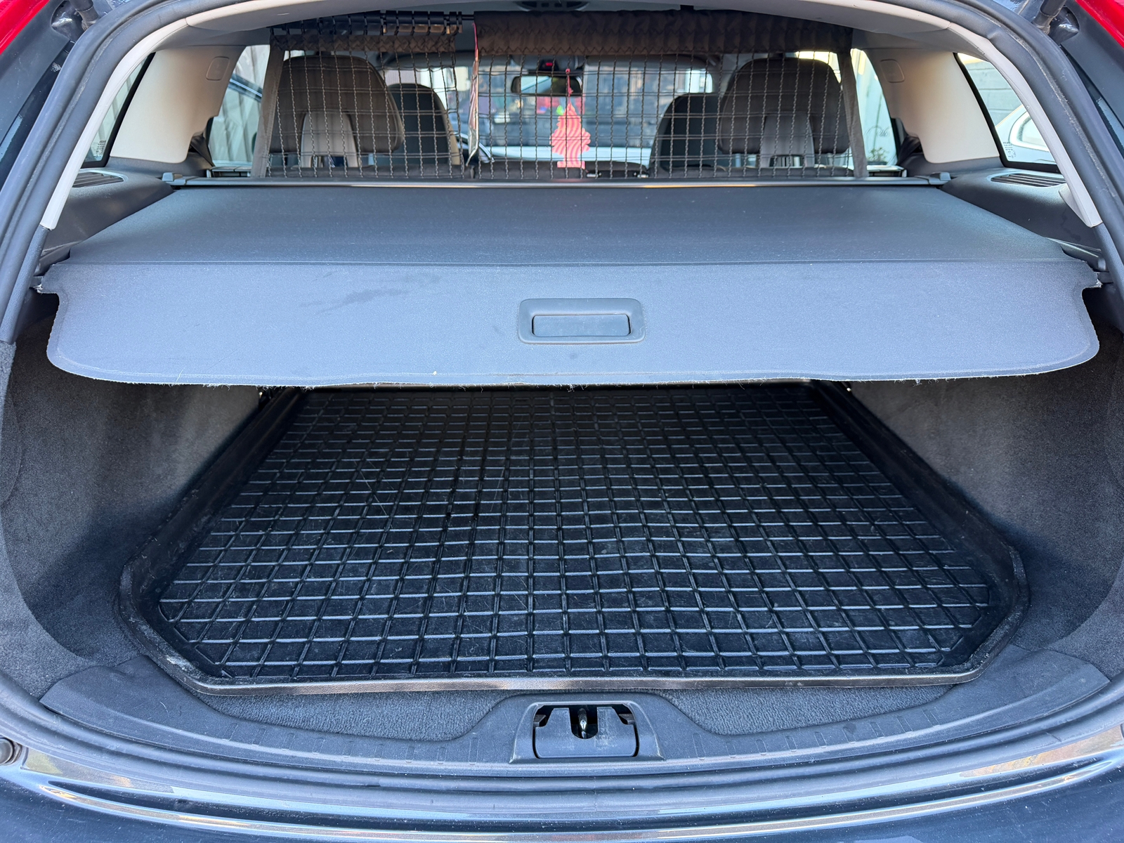 Volvo V60 2012, bild 7/8