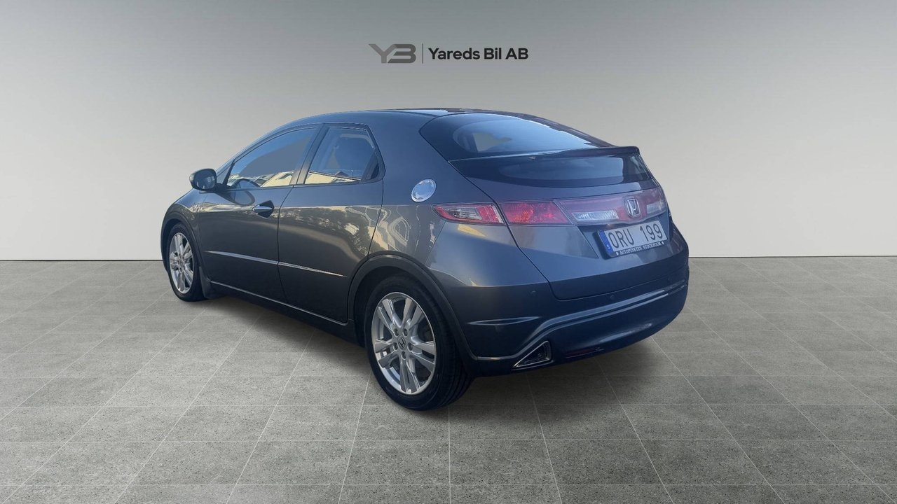 Honda Civic 1.8 2010, bild 6/10