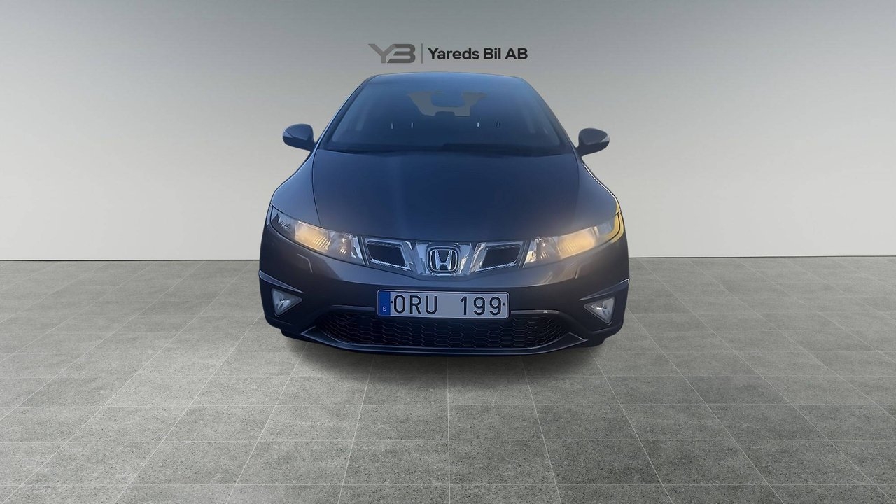Honda Civic 1.8 2010, bild 2/10