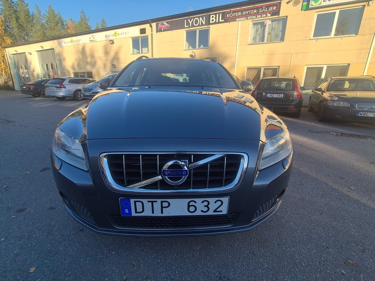 Volvo V70 2.5FT Momentum Business 2010, bild 3/10