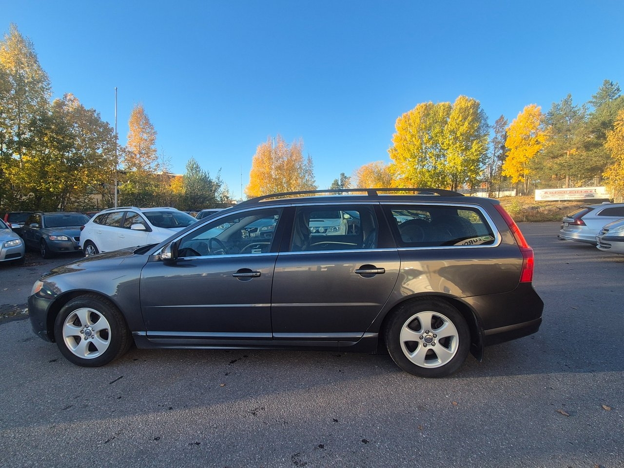 Volvo V70 2.5FT Momentum Business 2010, bild 4/10