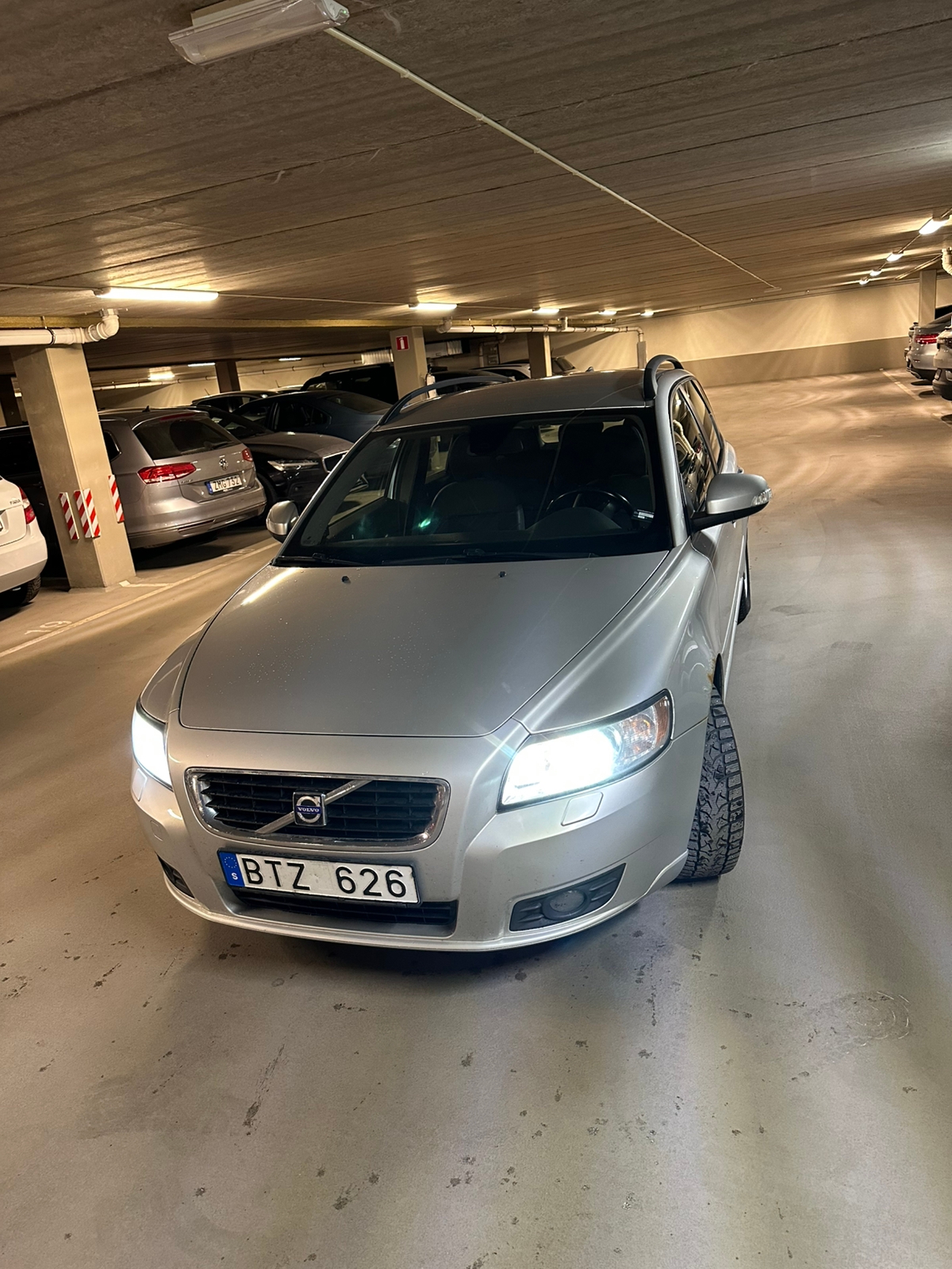 Volvo V50 2010, bild 2/4