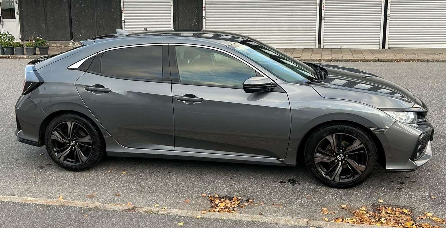 Honda Civic 1.0 Turbo Elegance 2018, kuva 3/4
