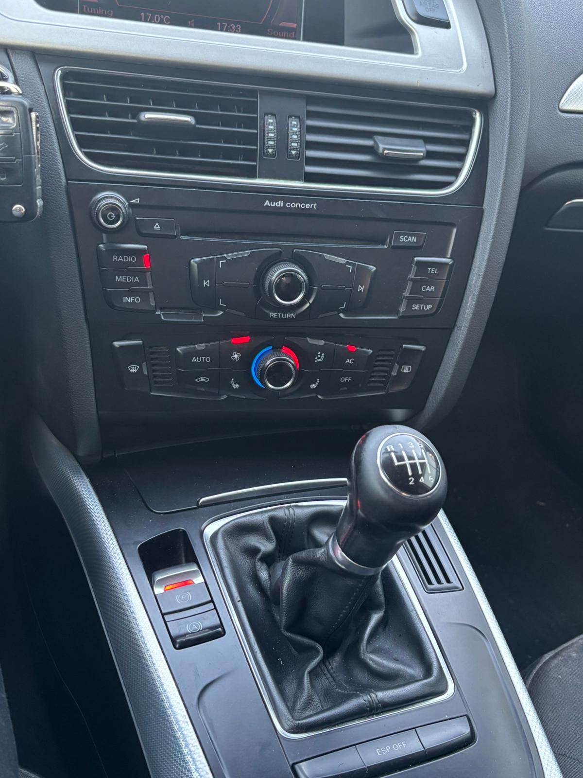 Audi A4 2.0 TDI DPF 2009, bild 7/8