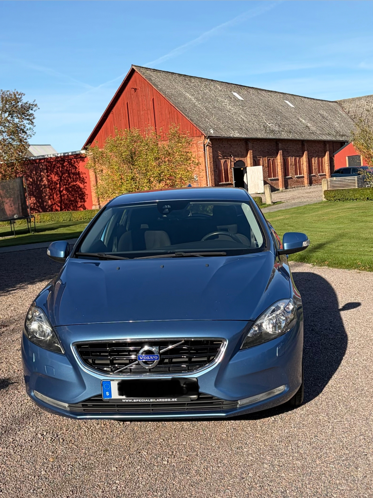Volvo V40 D2 2016, photo 2/10