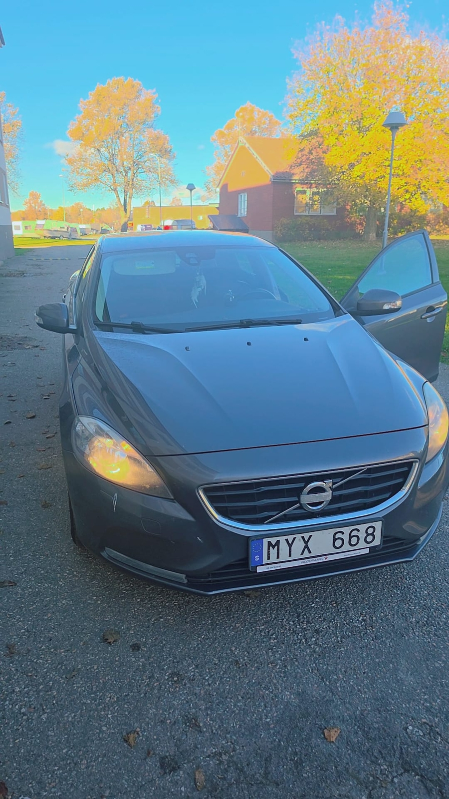 Volvo V40 D2