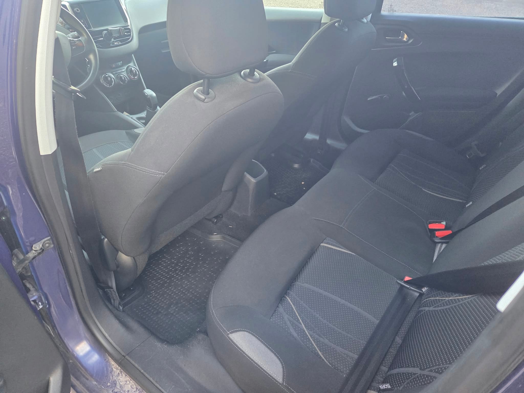 Peugeot 208 1.4 VTi 95 2012, bild 6/6