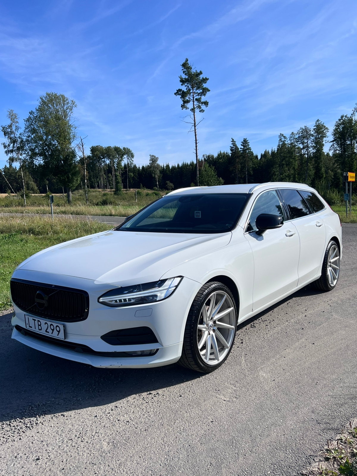 Volvo V90 D3
