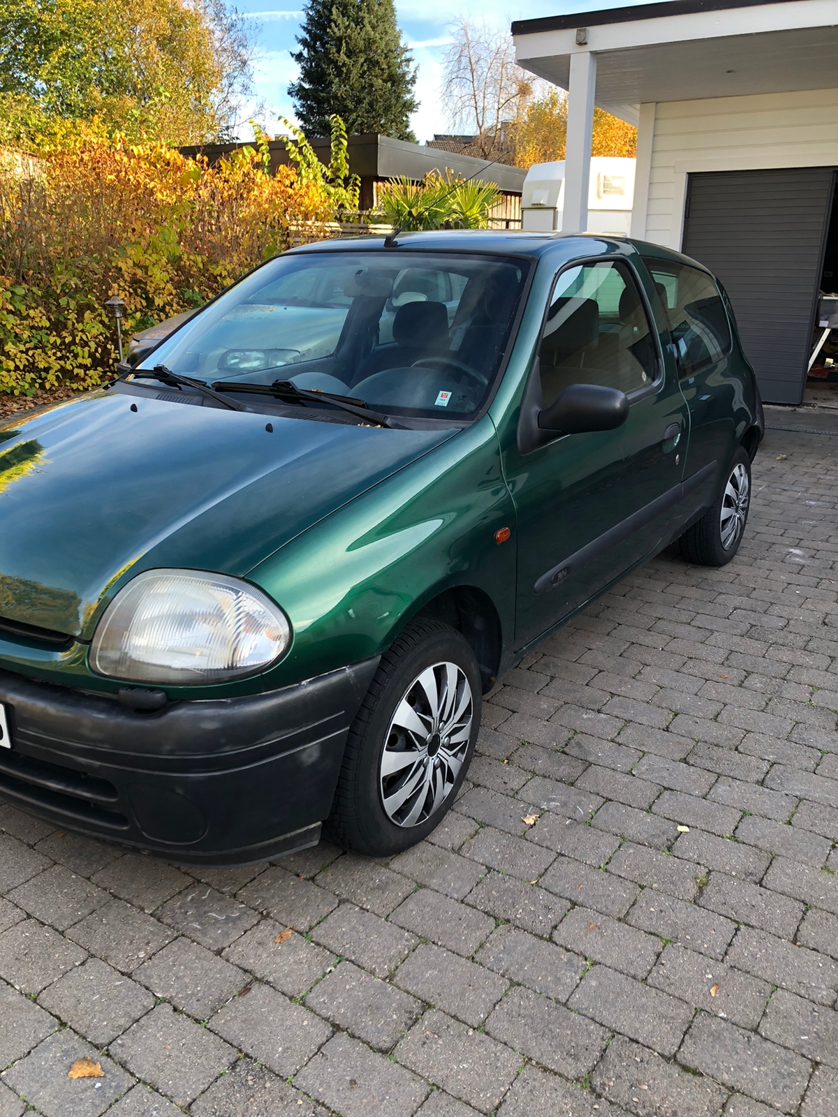 Renault Clio 1.4 1999, bild 2/9