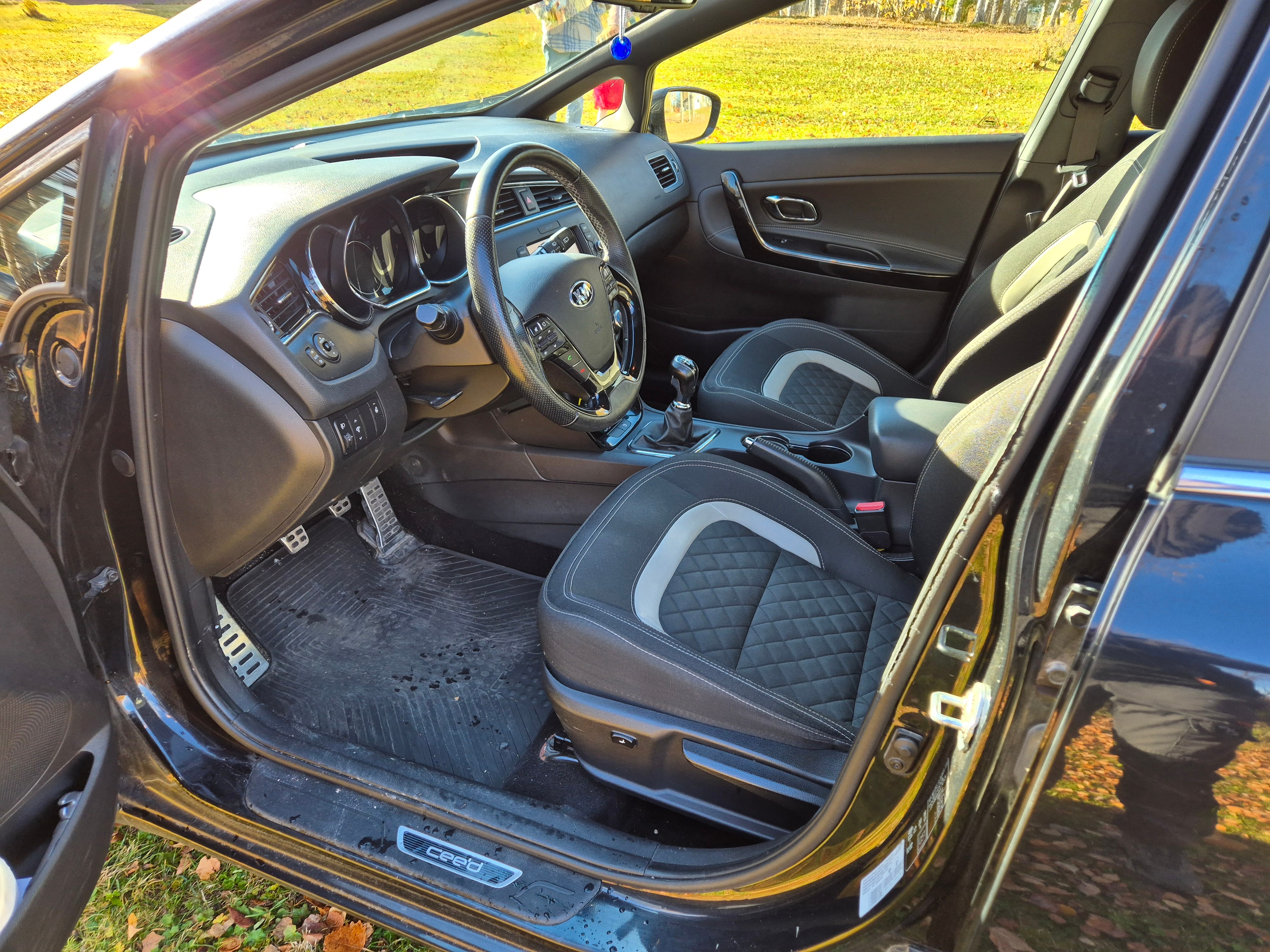 Kia Ceed 1.6 CRDi 136 GT Line 2016, bild 7/10