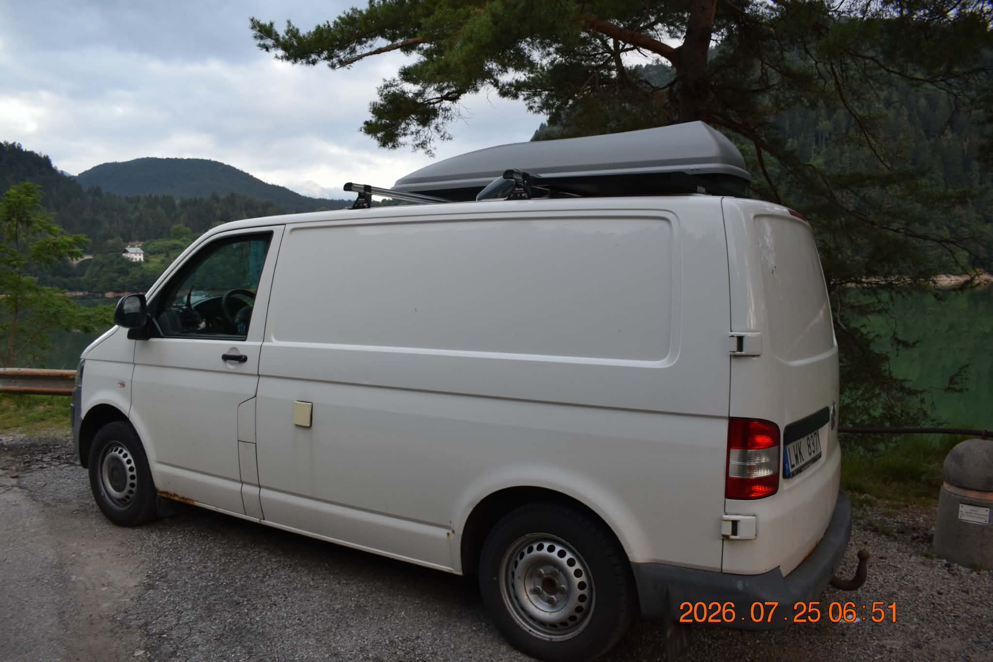 Volkswagen Transporter 2012, kuva 2/8