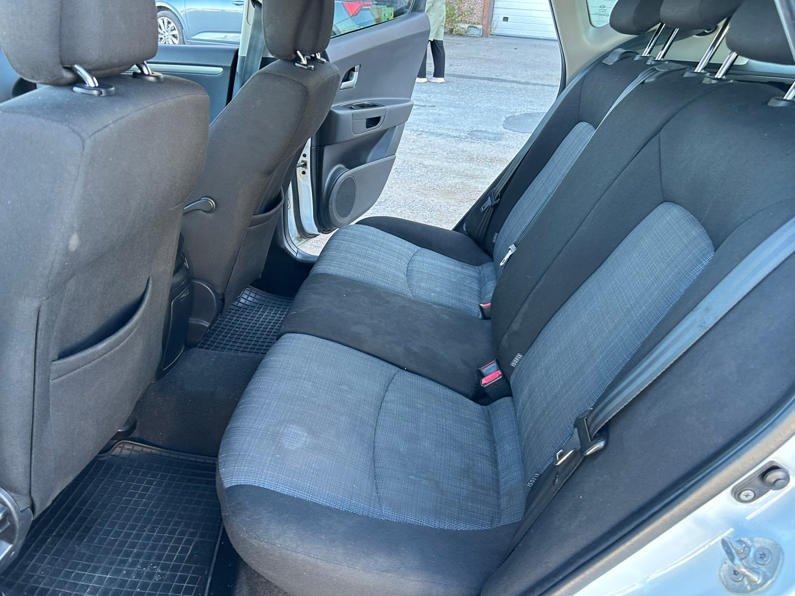 Kia Ceed 1.6 CRDi 128 2011, bild 6/10