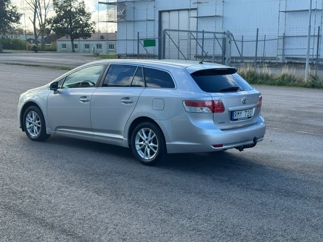 Toyota Avensis 2.0 D-4D Business 2011, bild 5/10