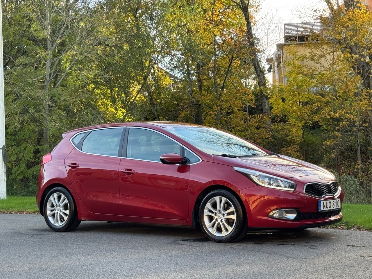Kia Ceed 1.6 CRDi 128 2013, bild 3/10