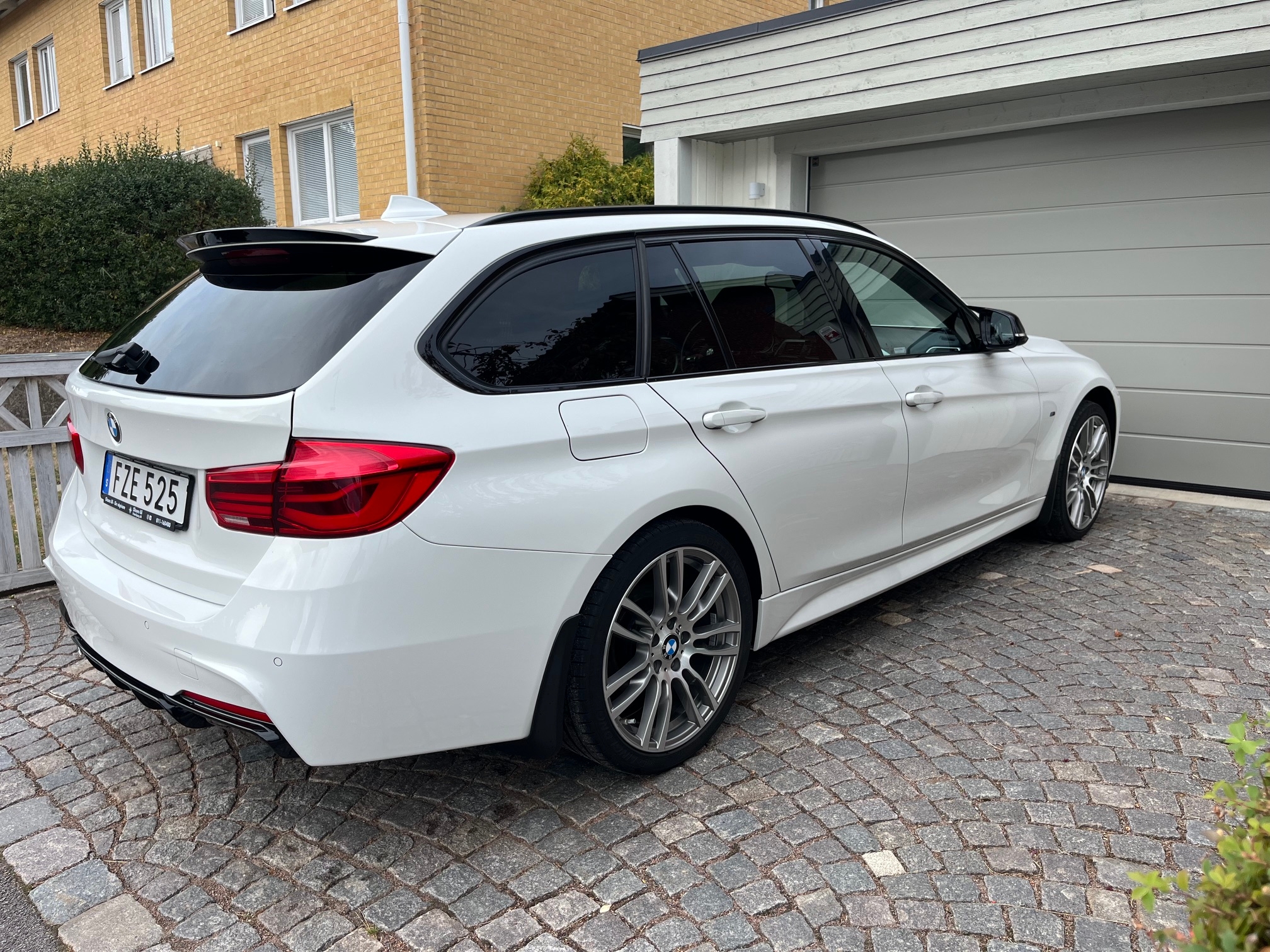BMW 320d M Sport 2017, bild 5/10