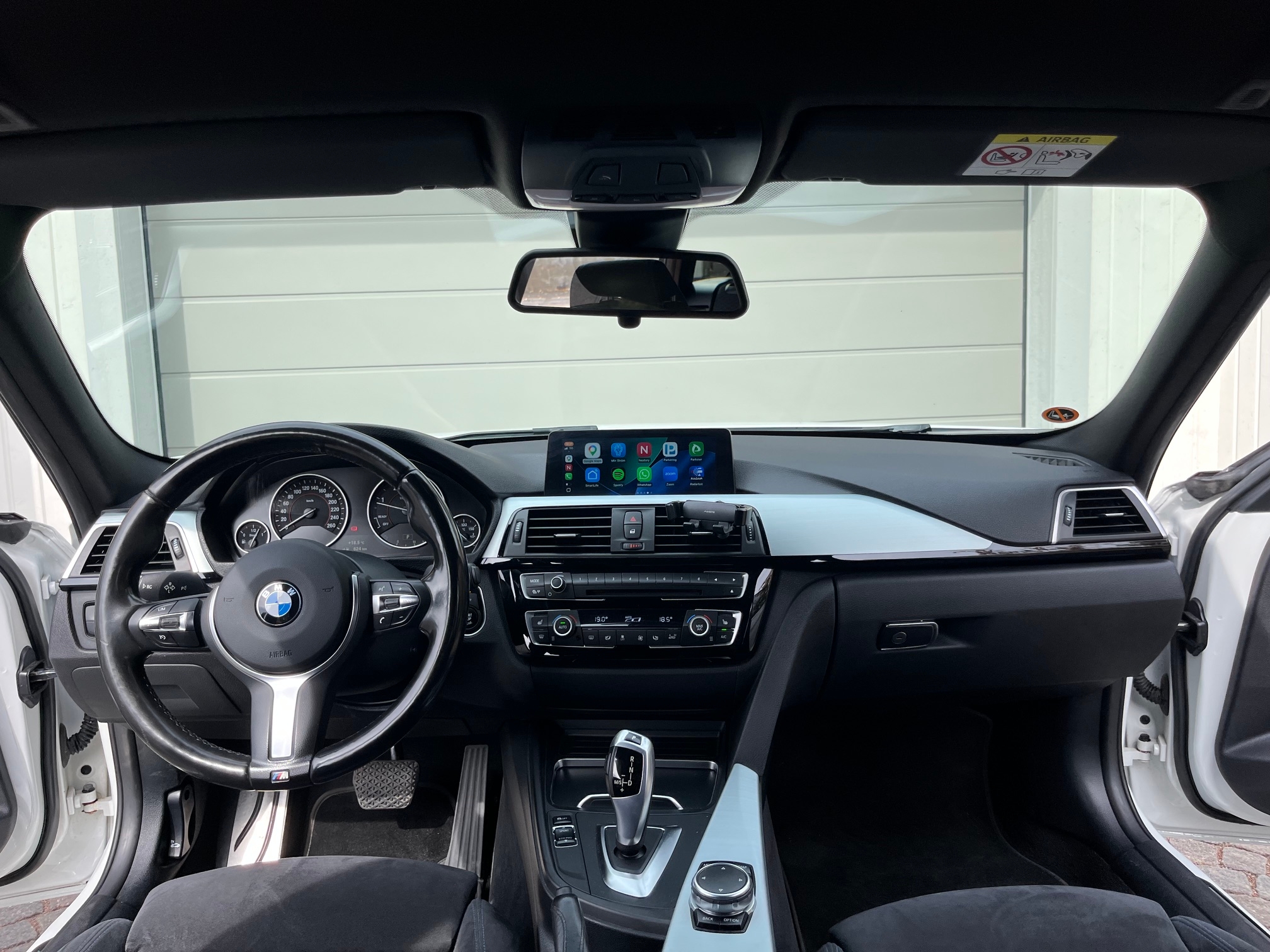 BMW 320d M Sport 2017, bild 6/10