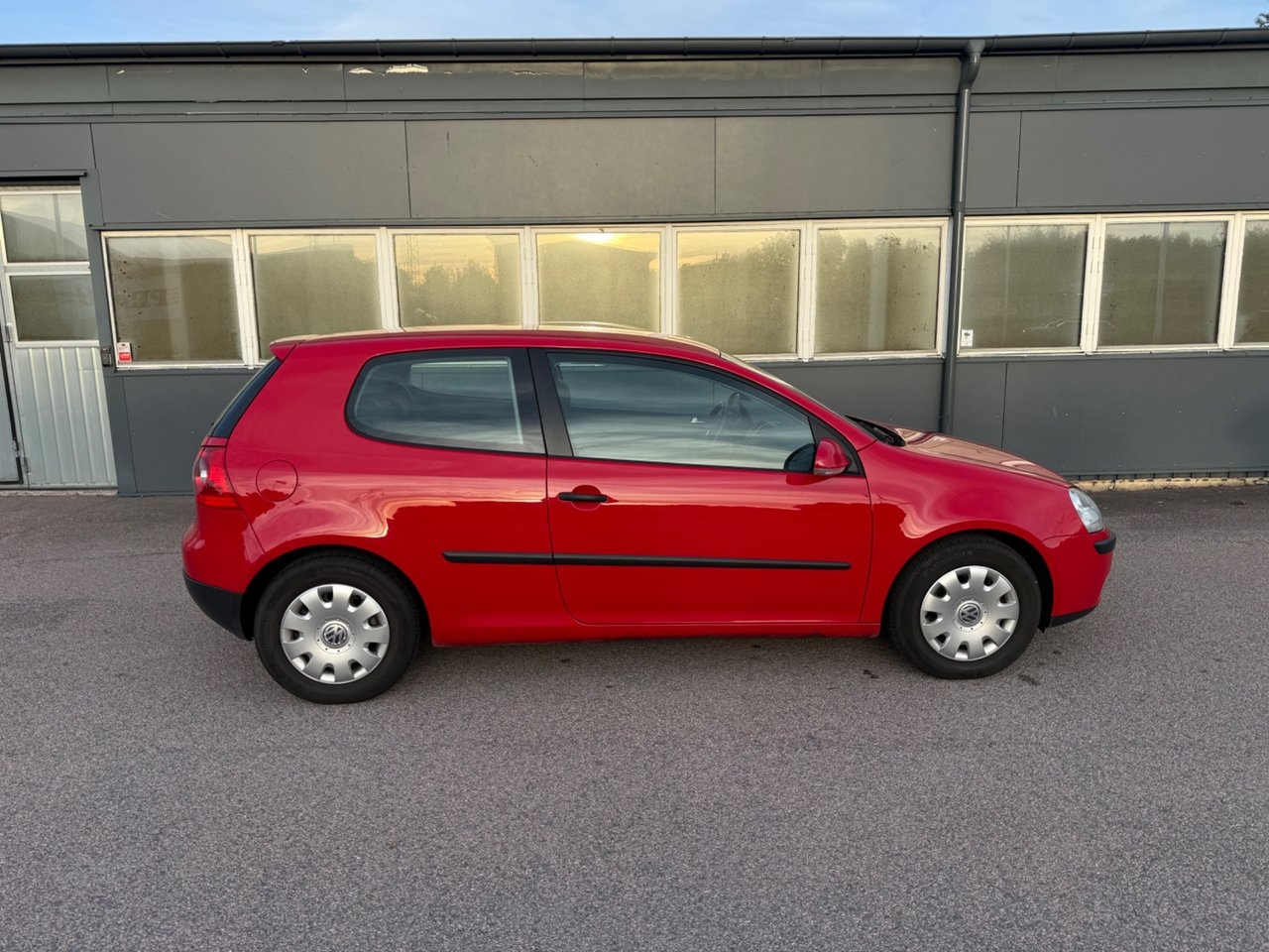 Volkswagen Golf Trendline 2006, kuva 6/10