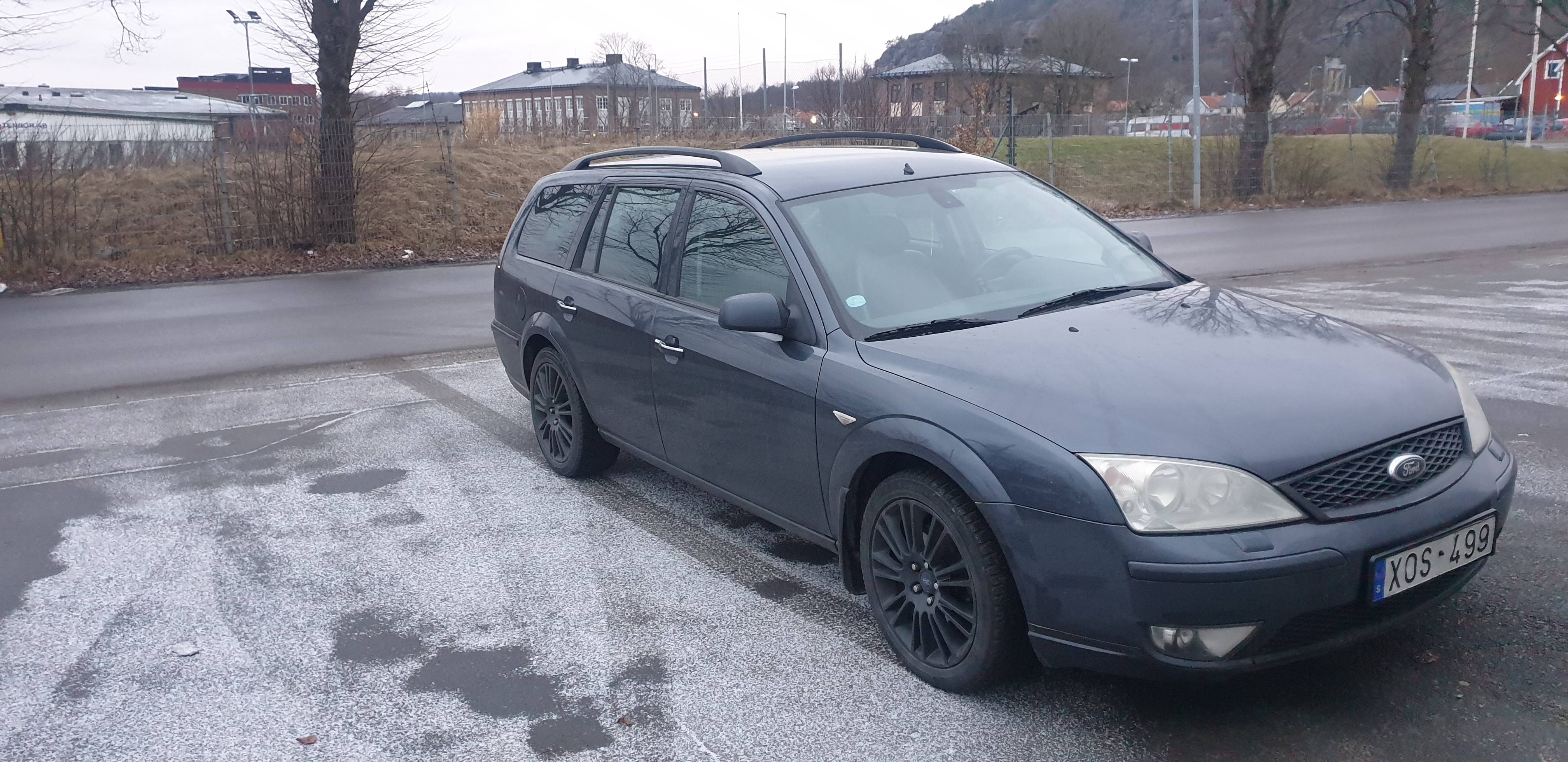 Ford Mondeo 2.2 TDCi 2006, bild 2/4