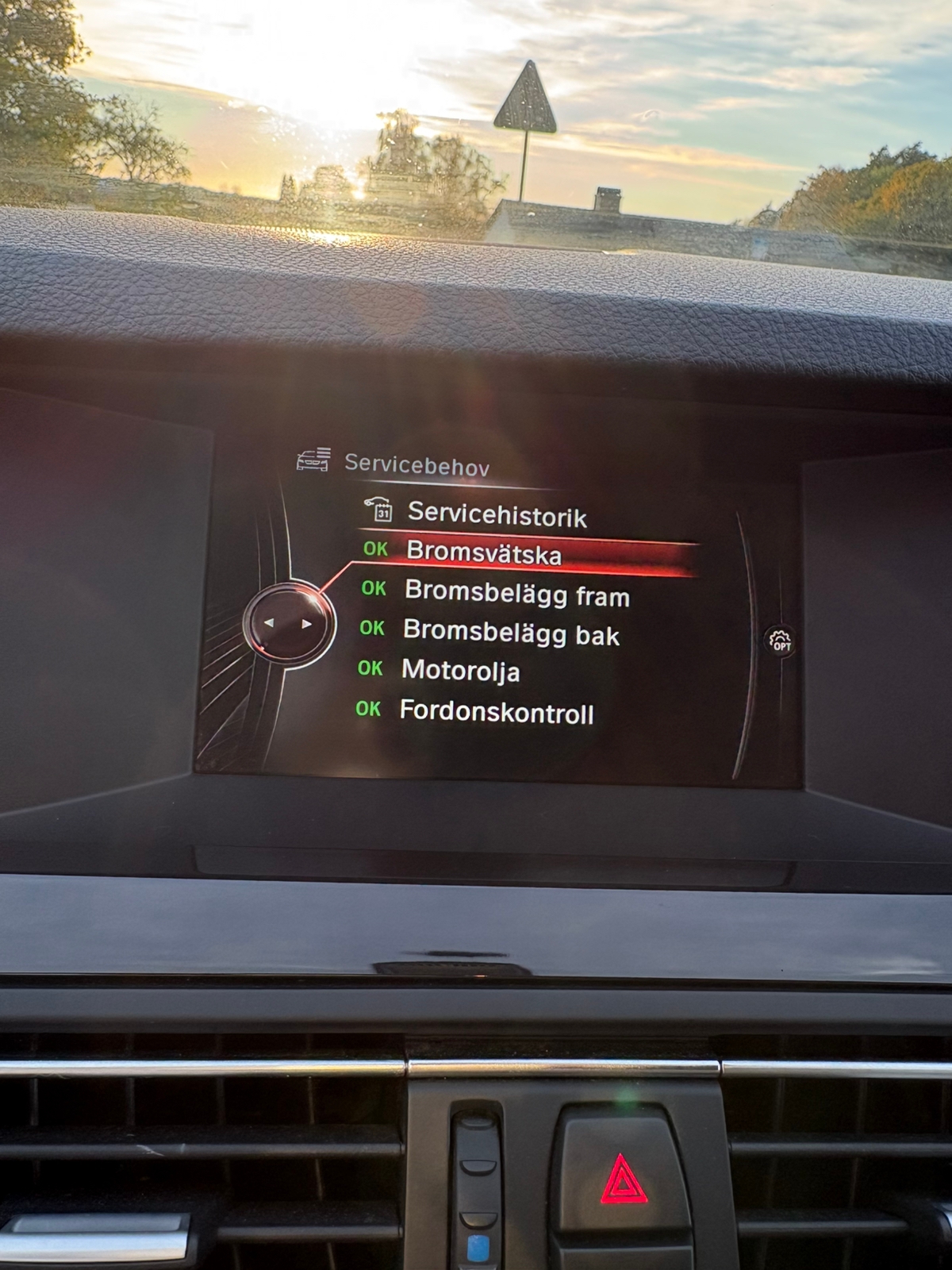 BMW 520d 2016, photo 6/10
