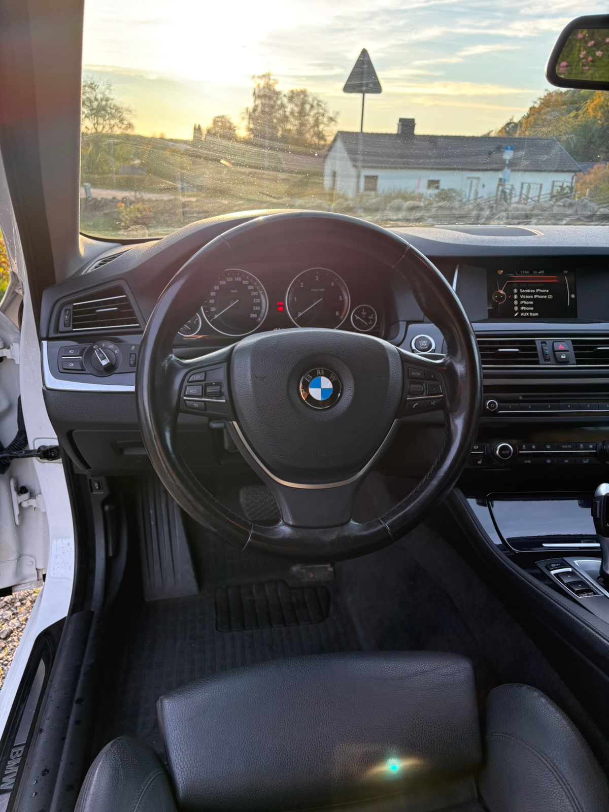 BMW 520d 2016, photo 5/10