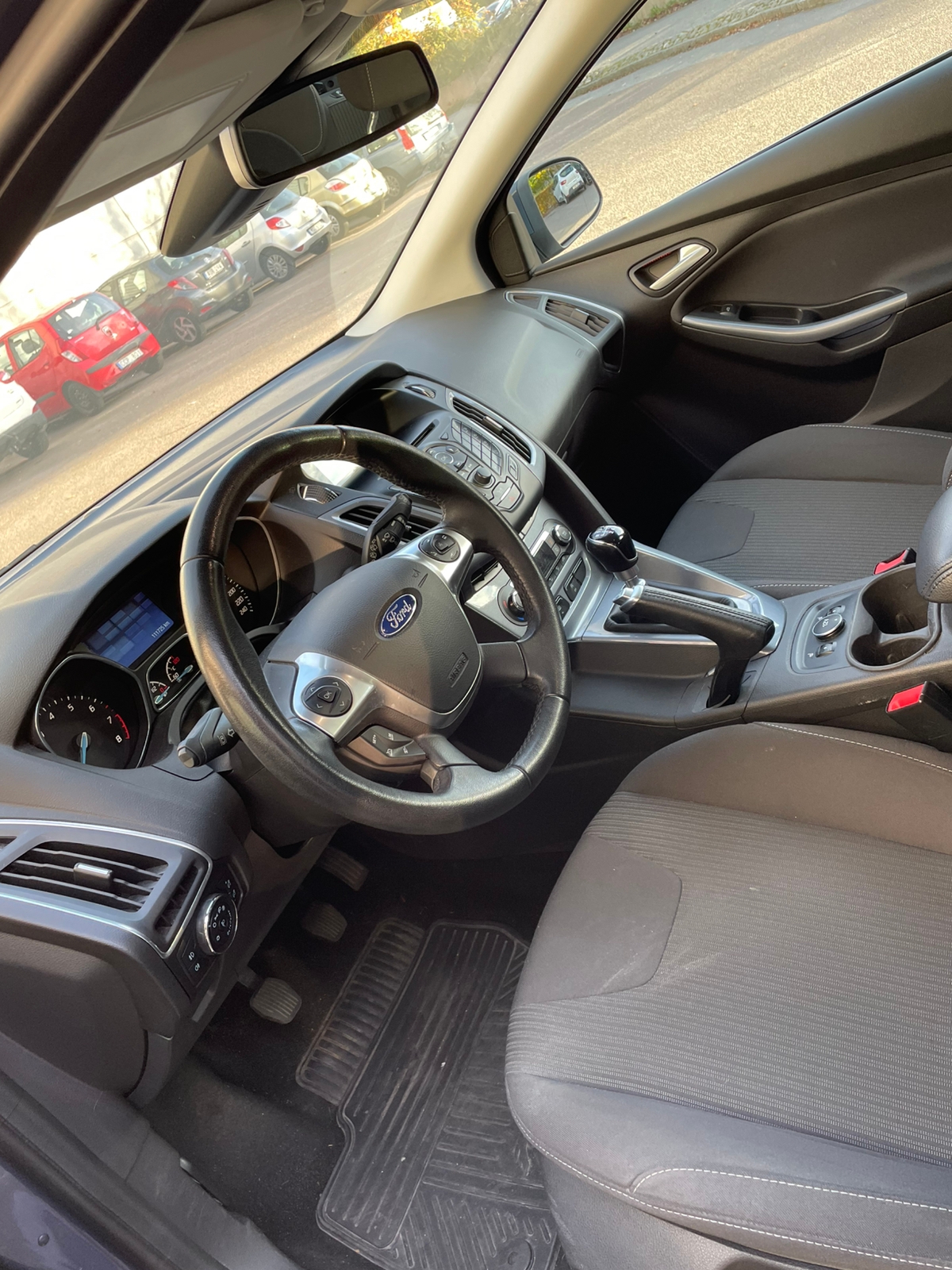 Ford Focus 1.0 EcoBoost 2014, bild 4/5