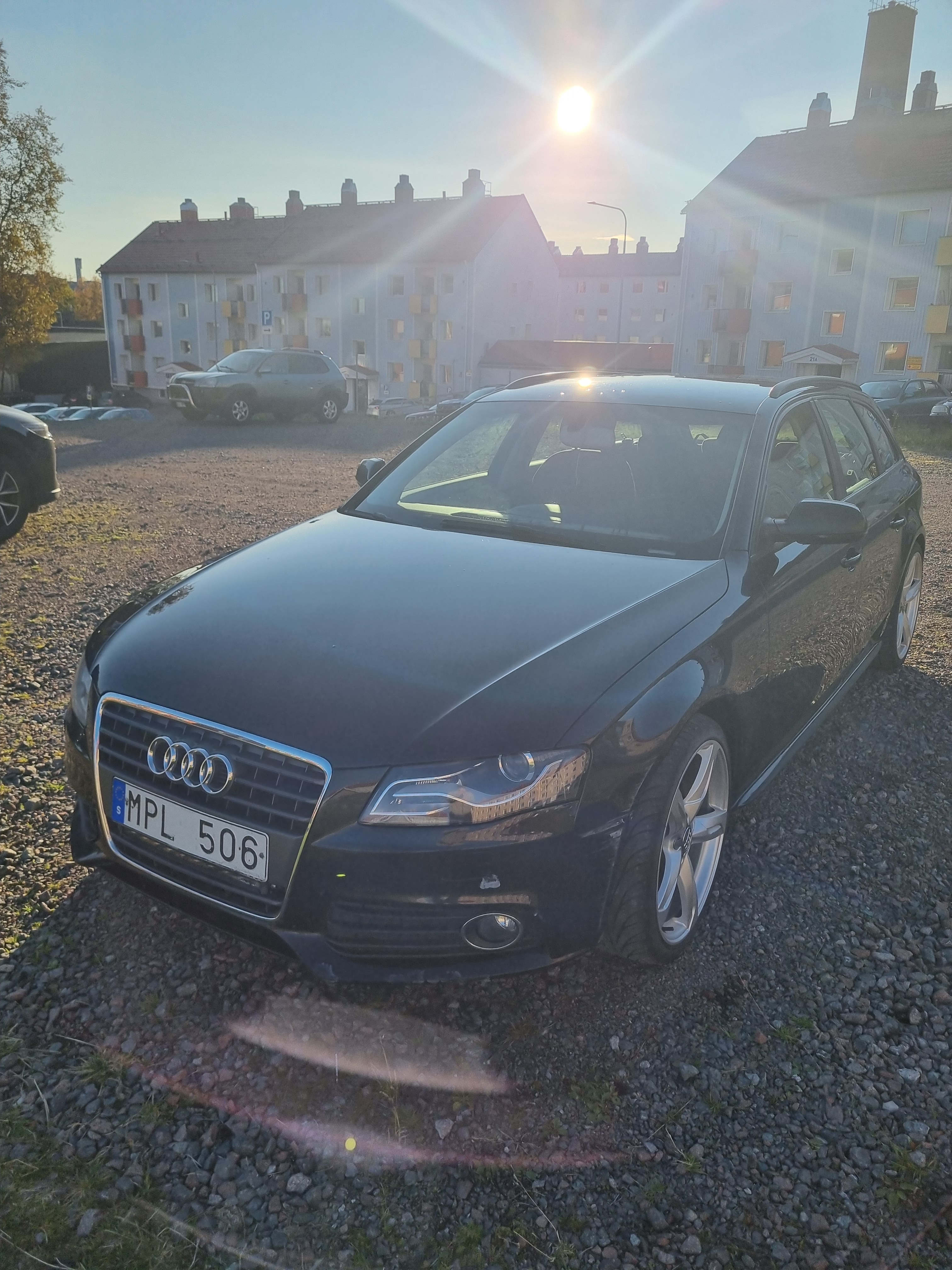 Audi A4 2.0 TFSI 2011, bild 2/10
