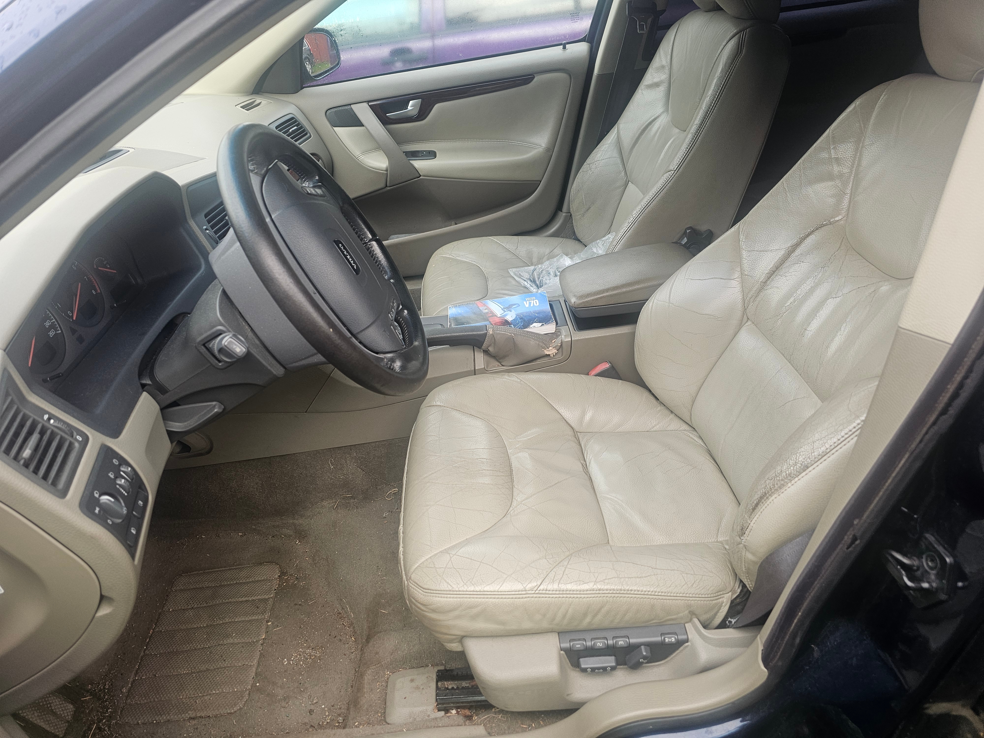 Volvo V70 2000, kuva 5/5