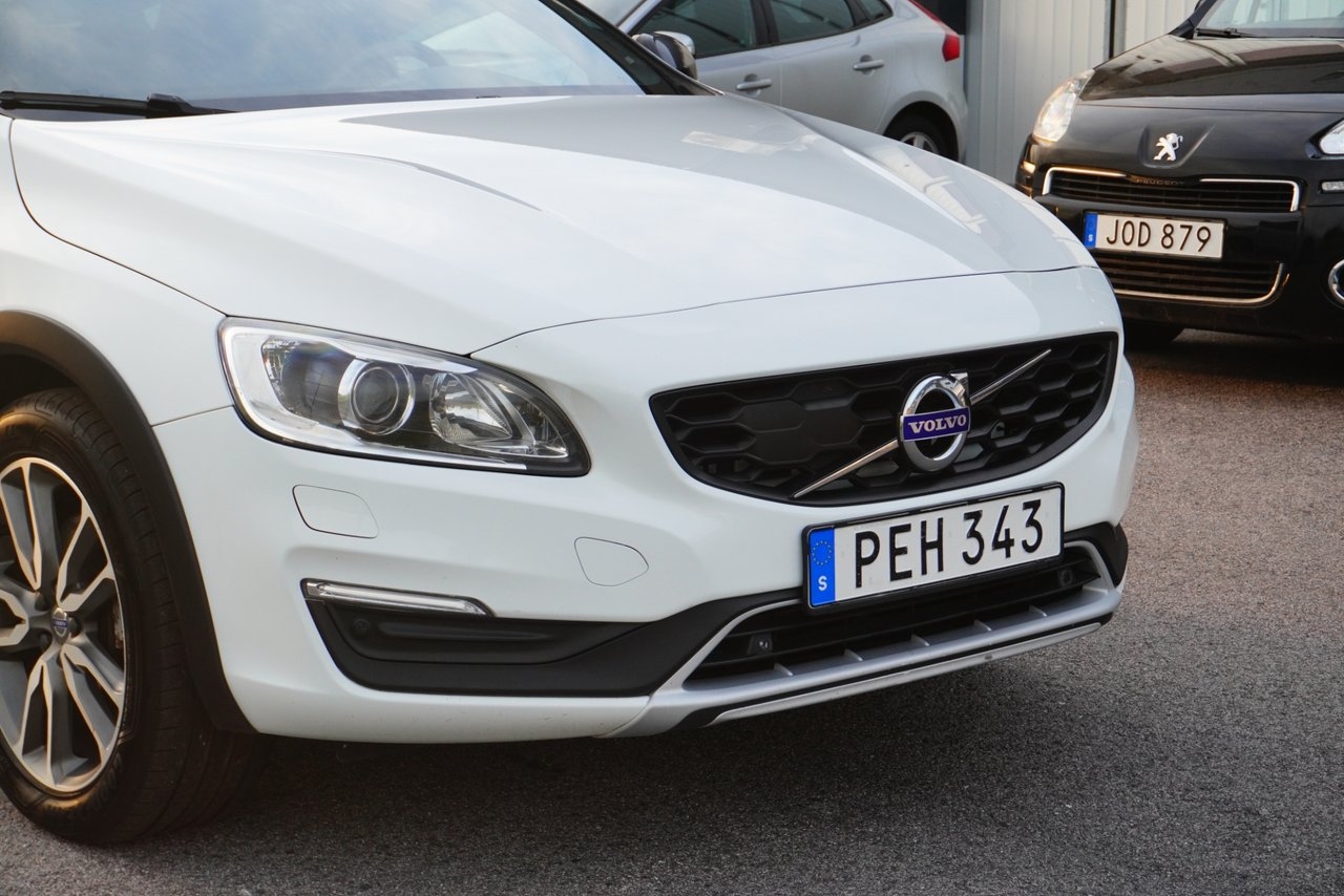 Volvo V60 Cross Country D3 2017, bild 5/10