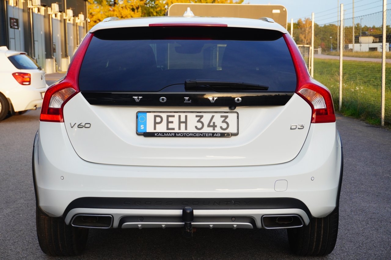 Volvo V60 Cross Country D3 2017, bild 7/10