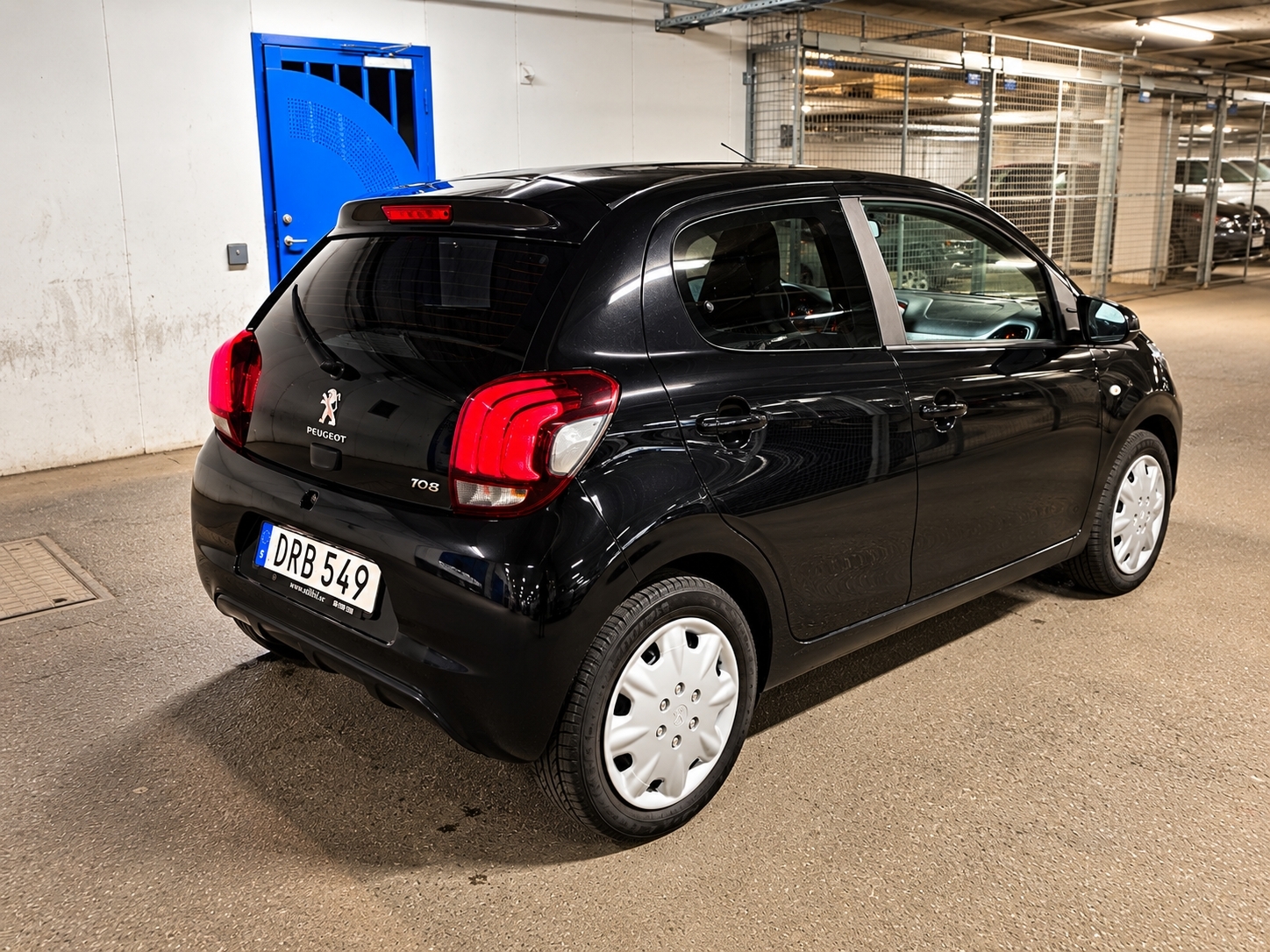 Peugeot 108 1.0 VTi 68 2014, kuva 6/9