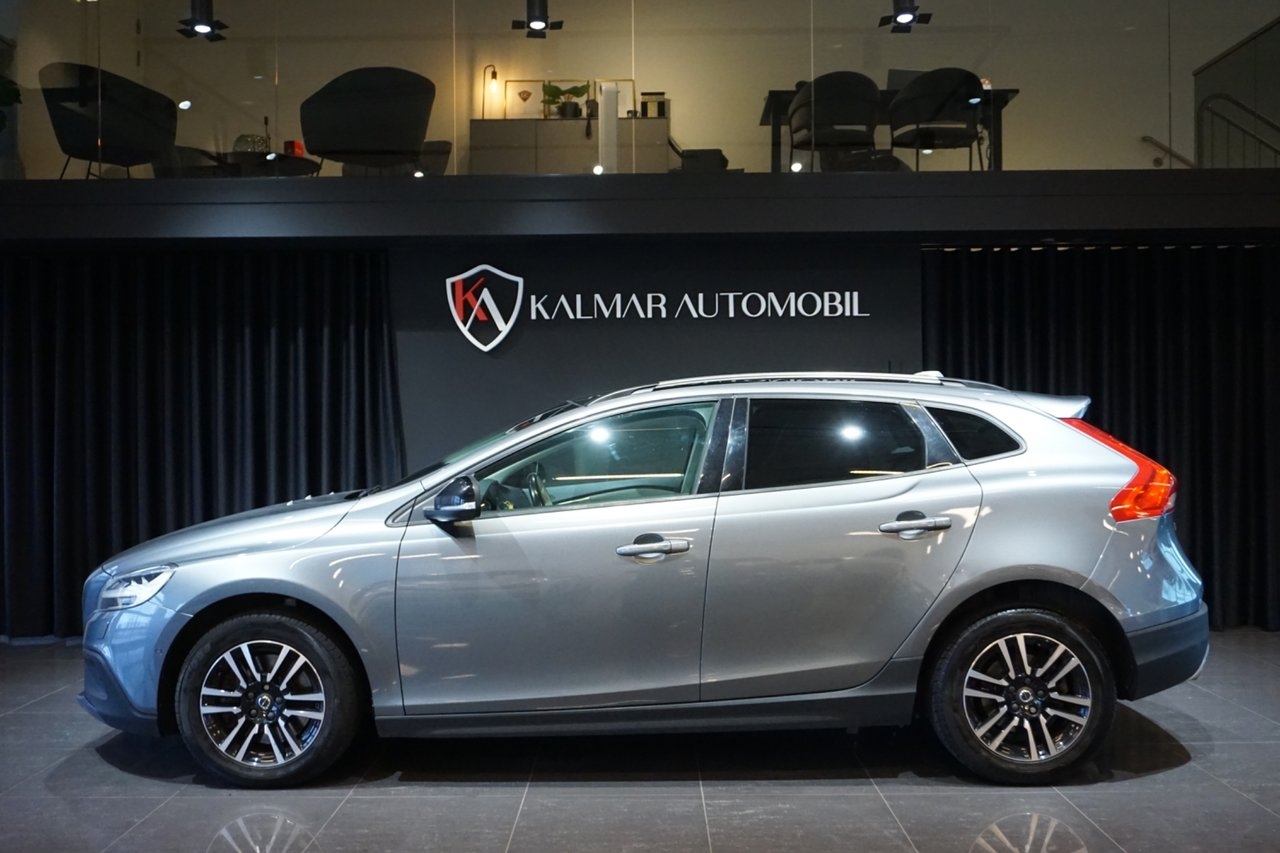 Volvo V40 Cross Country D3 Pro 2019, bild 3/10