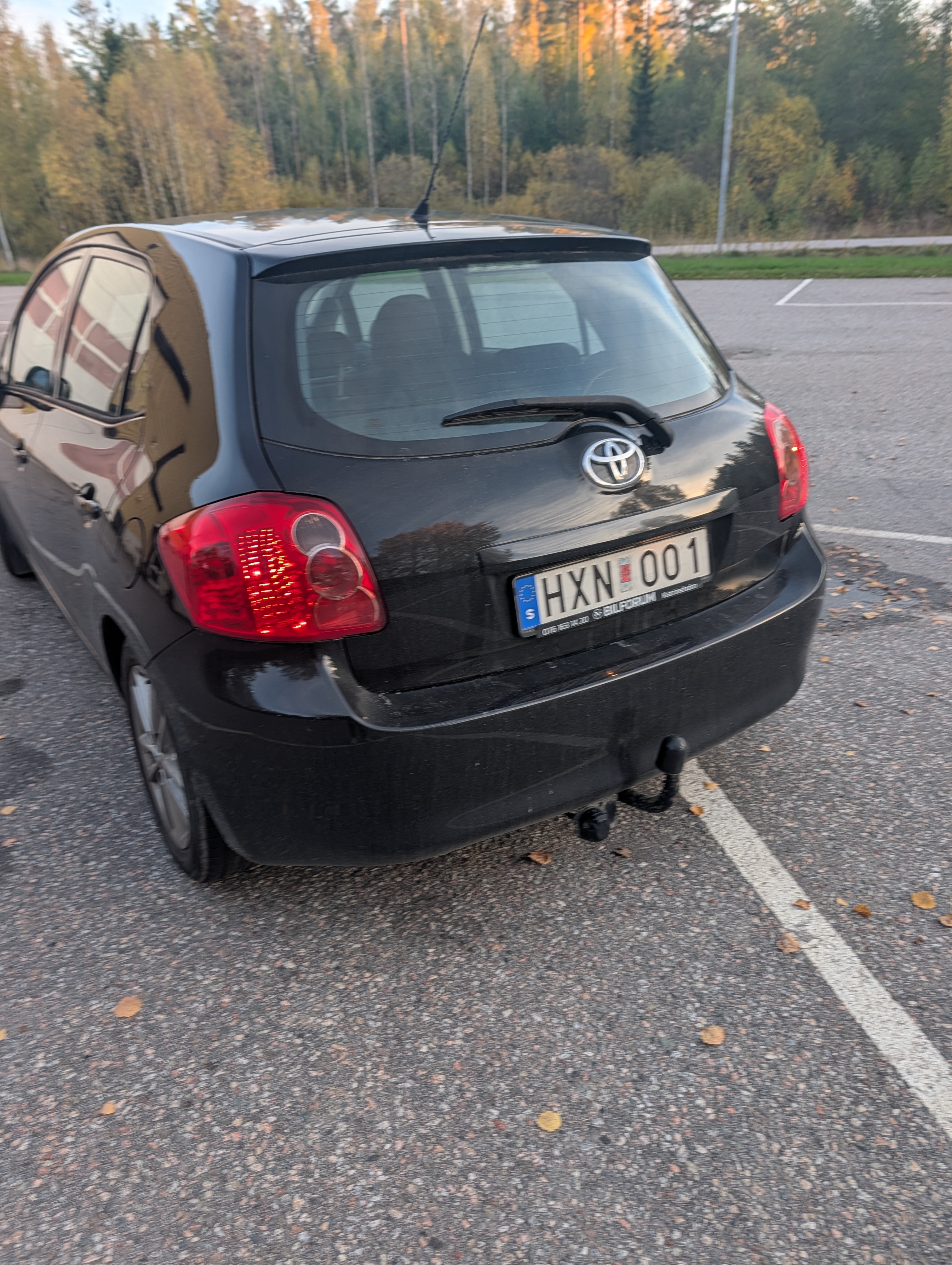 Toyota Auris 1.6 2008, bild 2/4