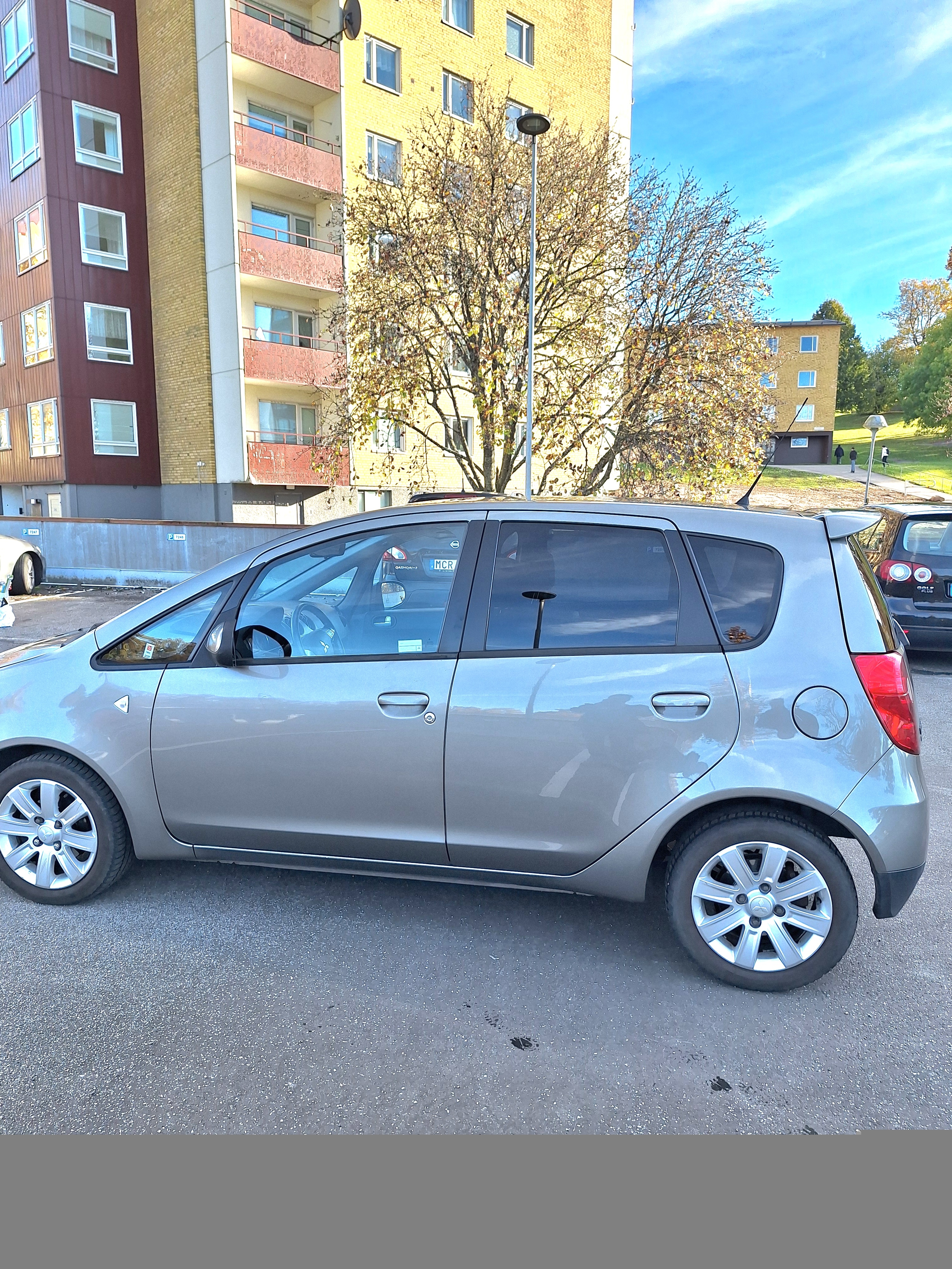 Mitsubishi Colt 1.3 2010, bild 3/6