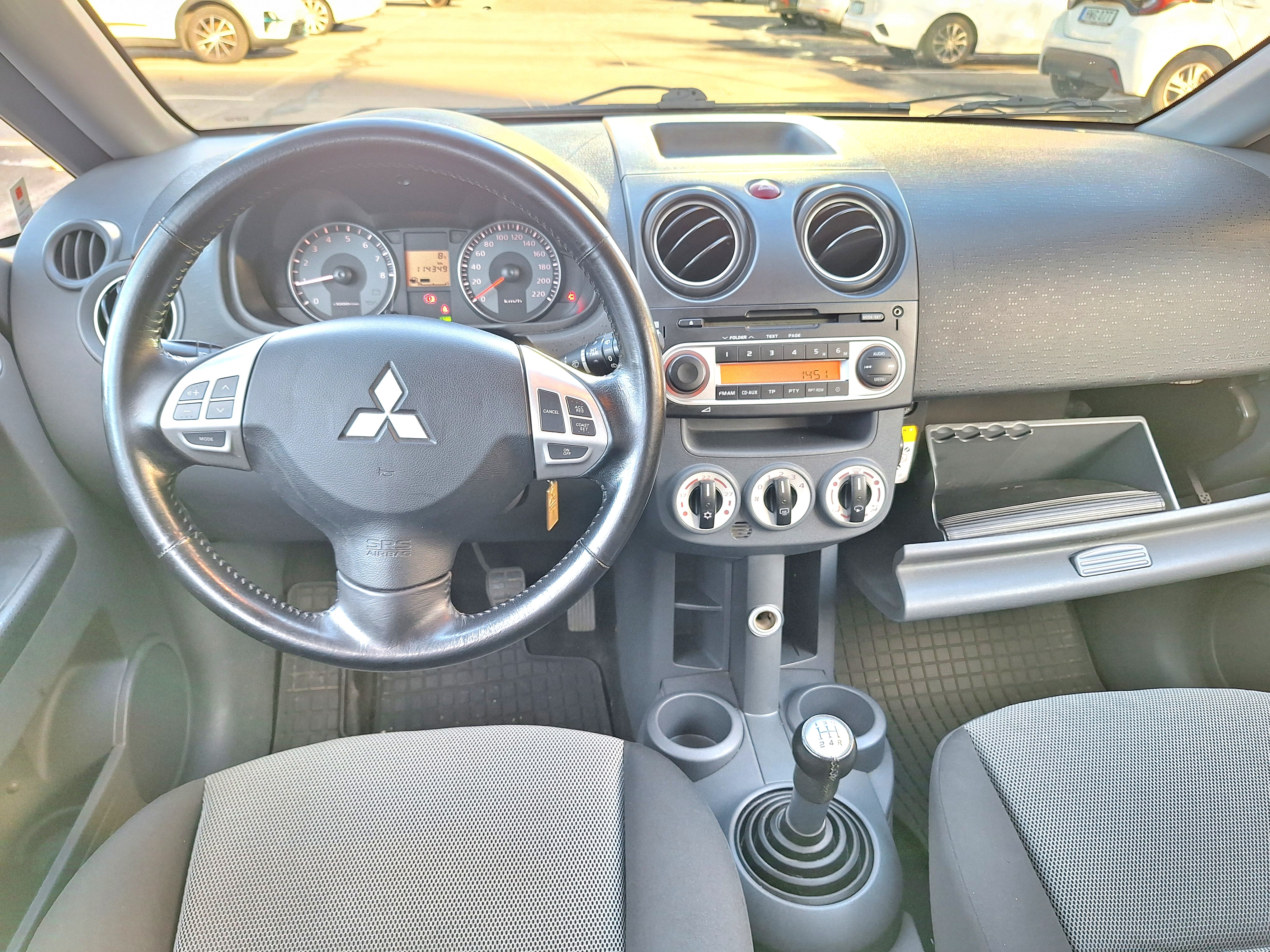 Mitsubishi Colt 1.3 2010, bild 5/6