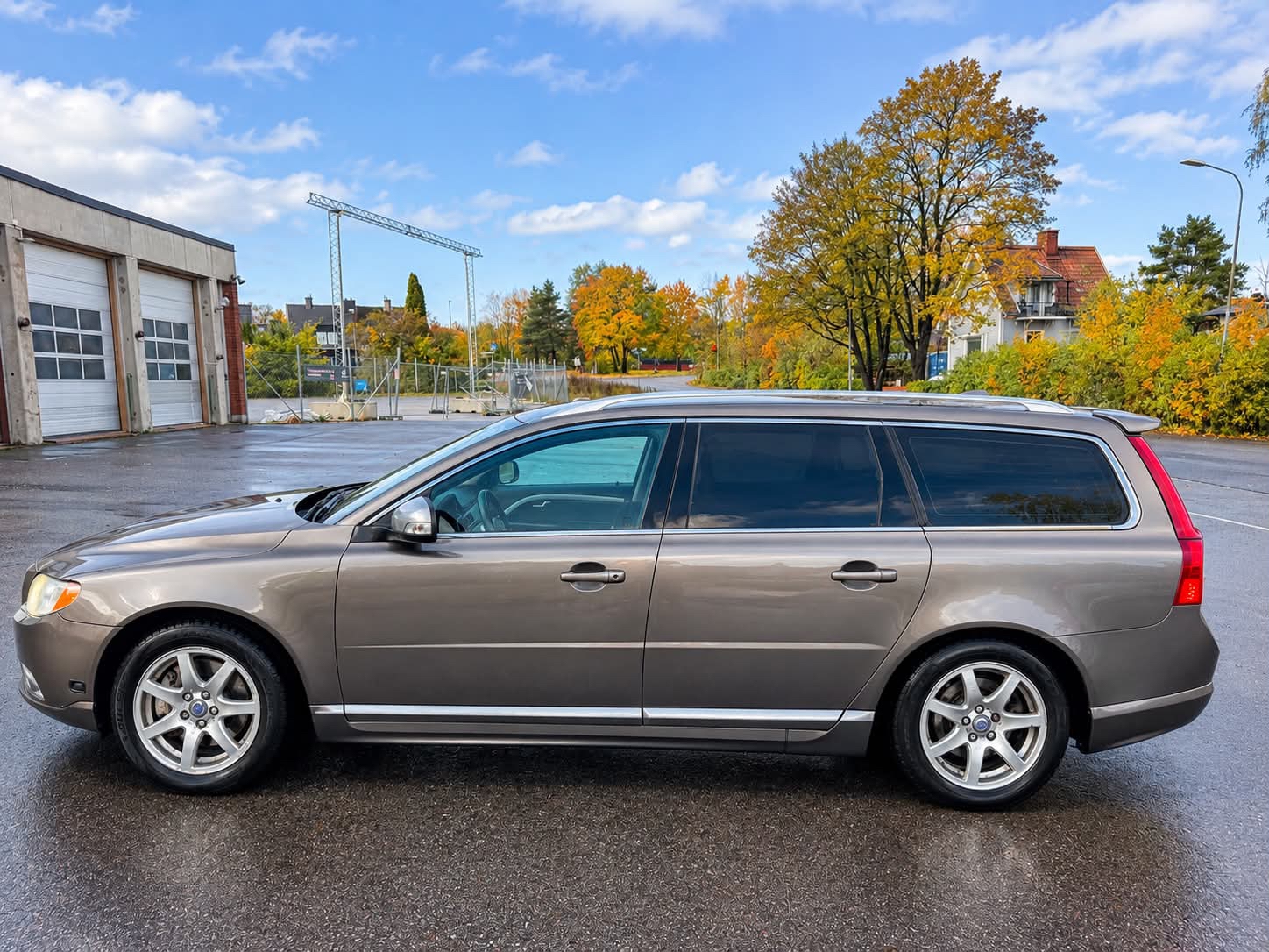 Volvo V70 R Design 2010, bild 4/6