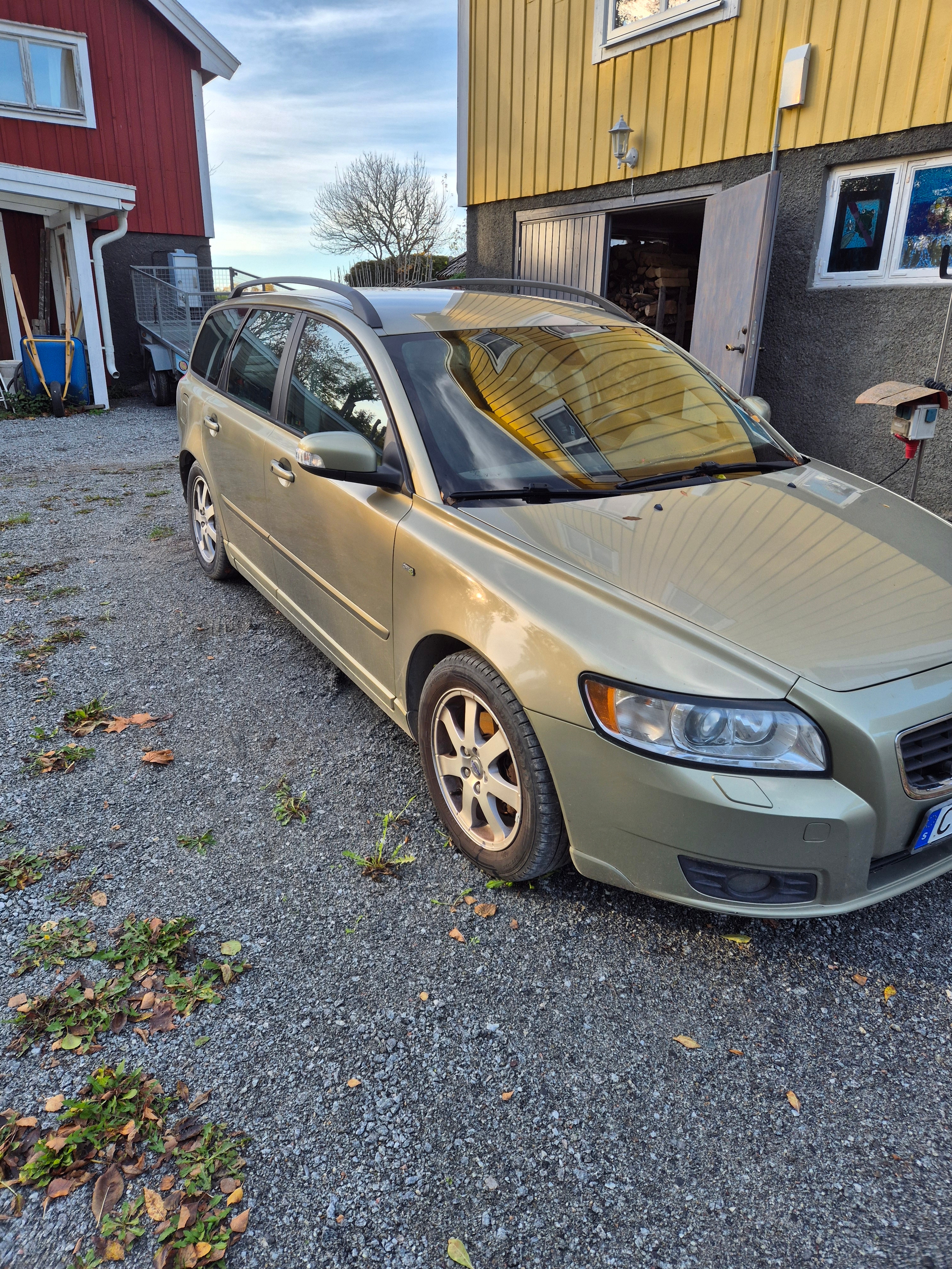 Volvo V50