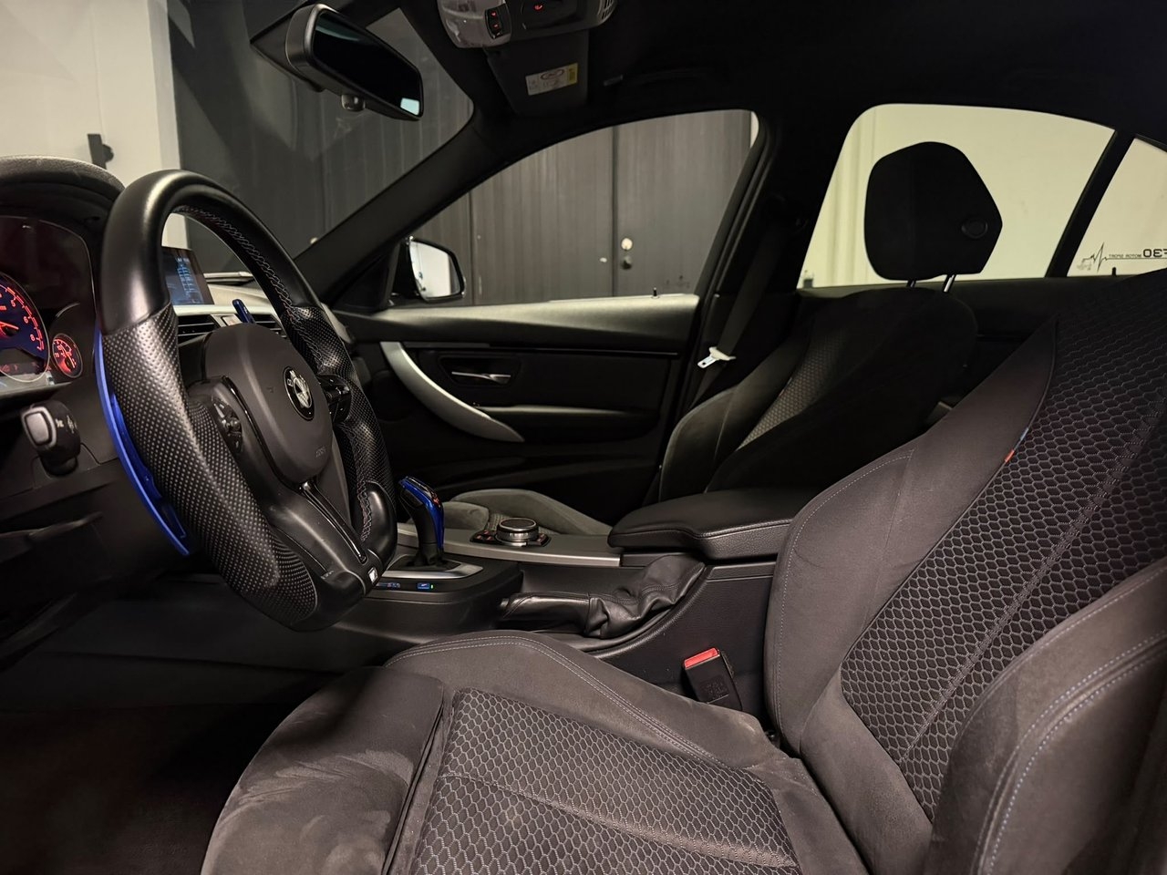 BMW 320d M Sport 2016, bild 7/10