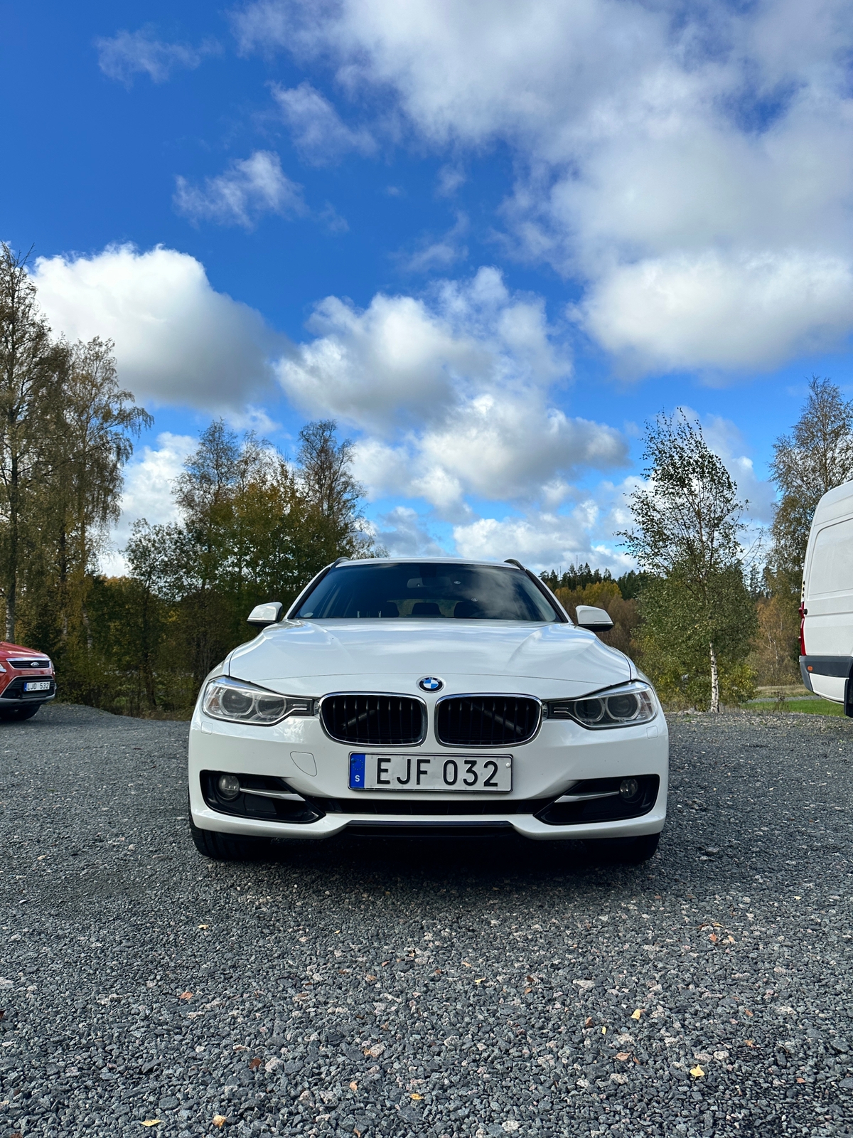 BMW 320i 2015, bild 3/7