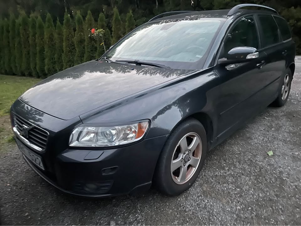Volvo V50
