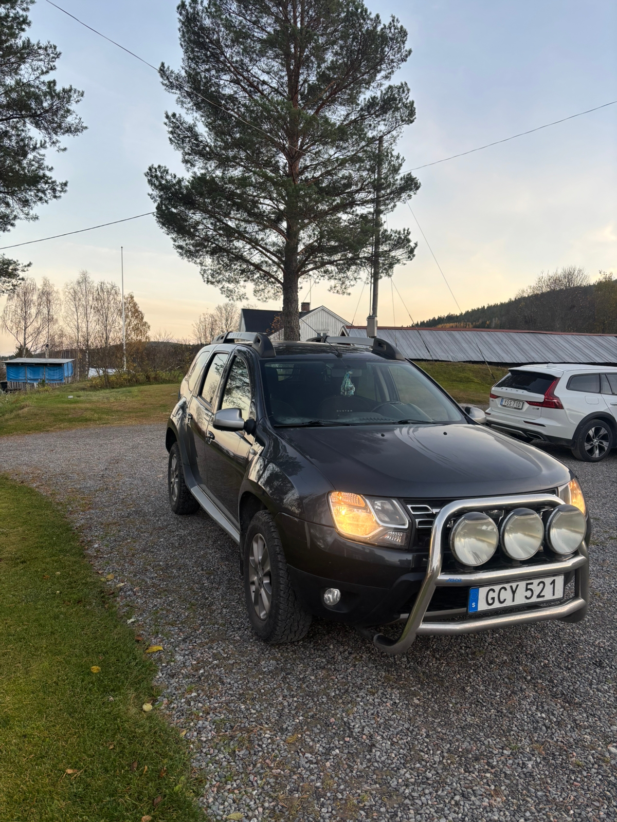 Dacia Duster 2015, bild 2/9