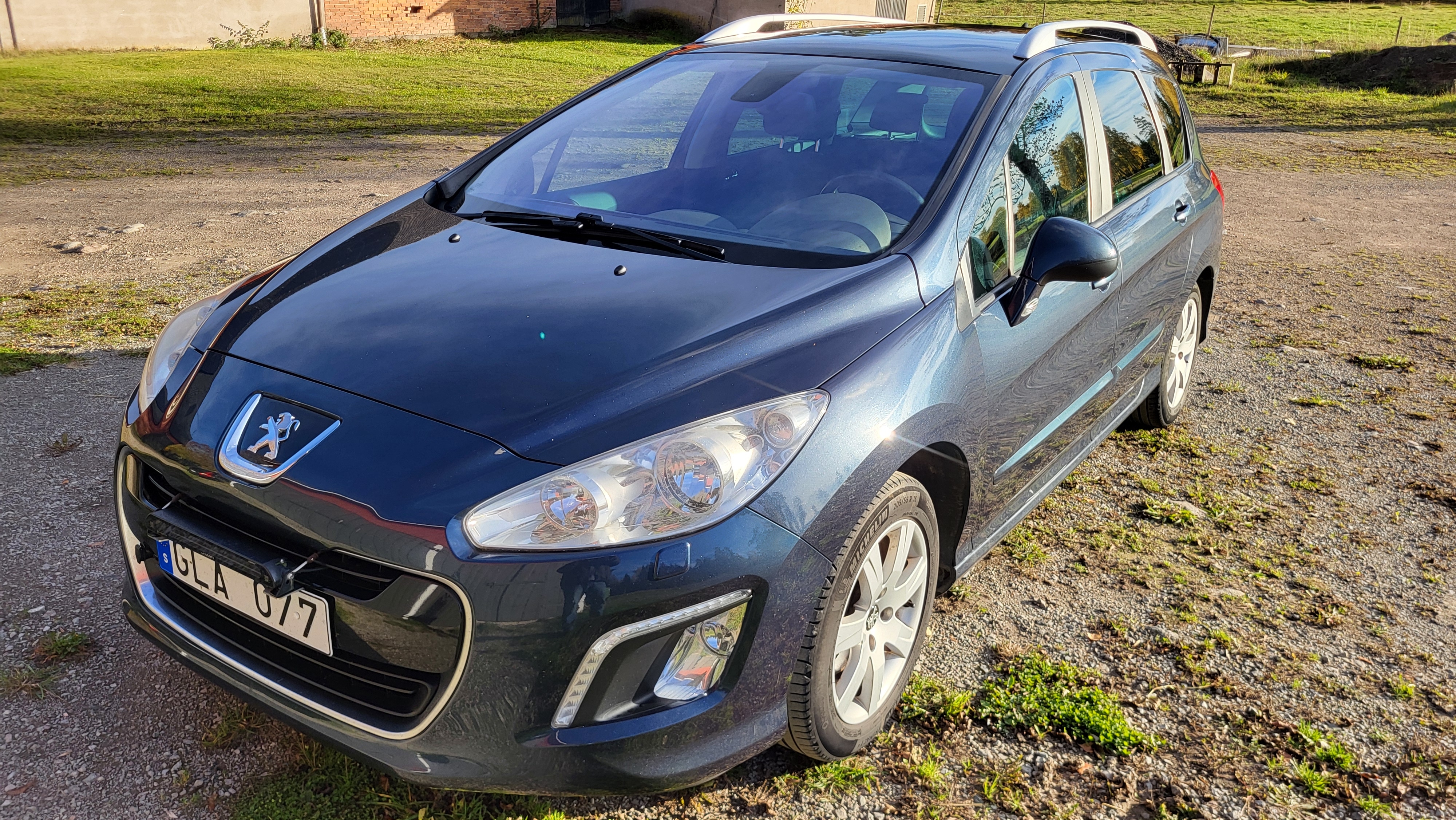 Peugeot 308 e-HDi FAP 110 2013, photo 4/7